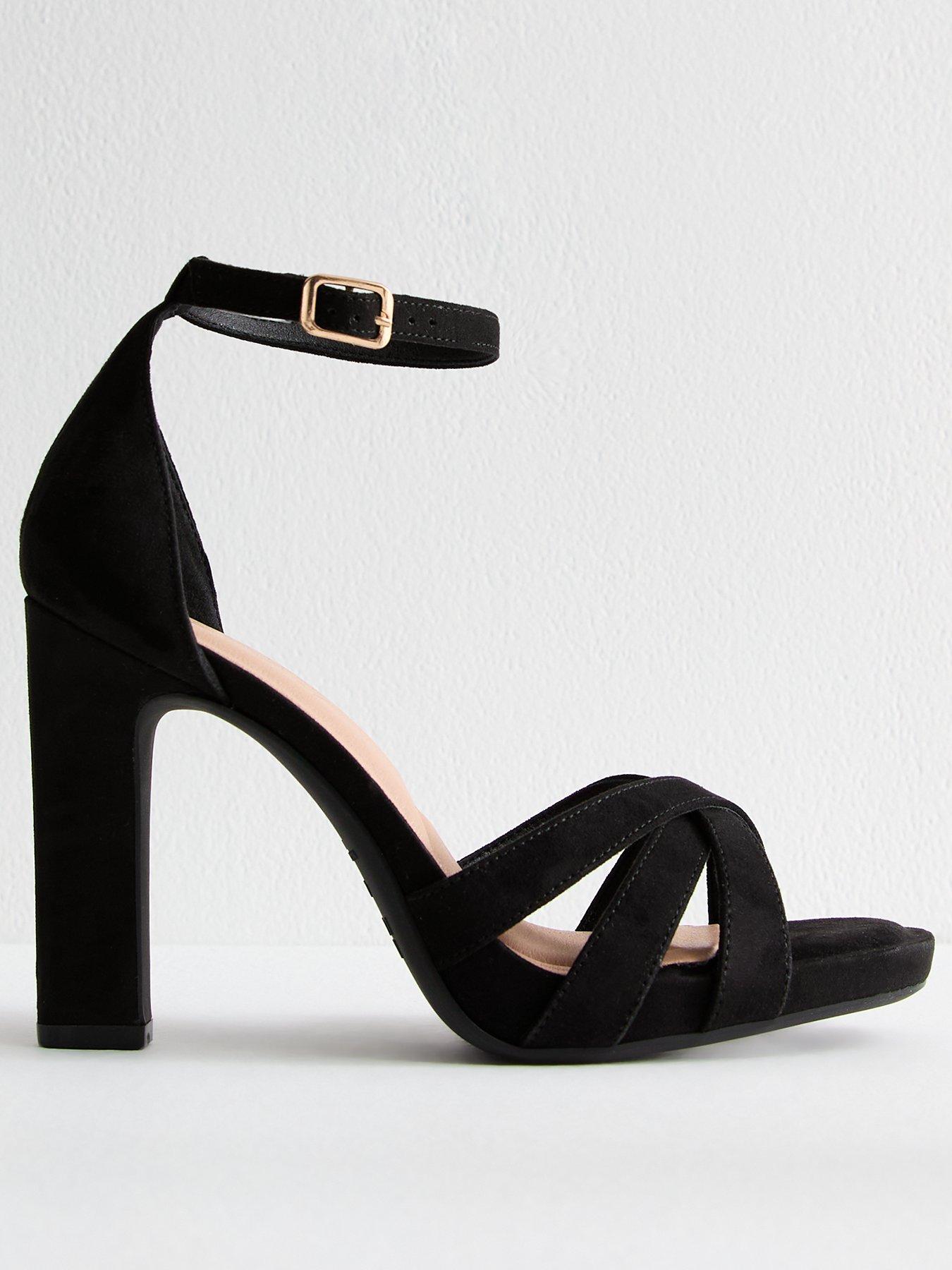 New Look Crossover Front Strap Faux Suede Platform Sandals - Black ...