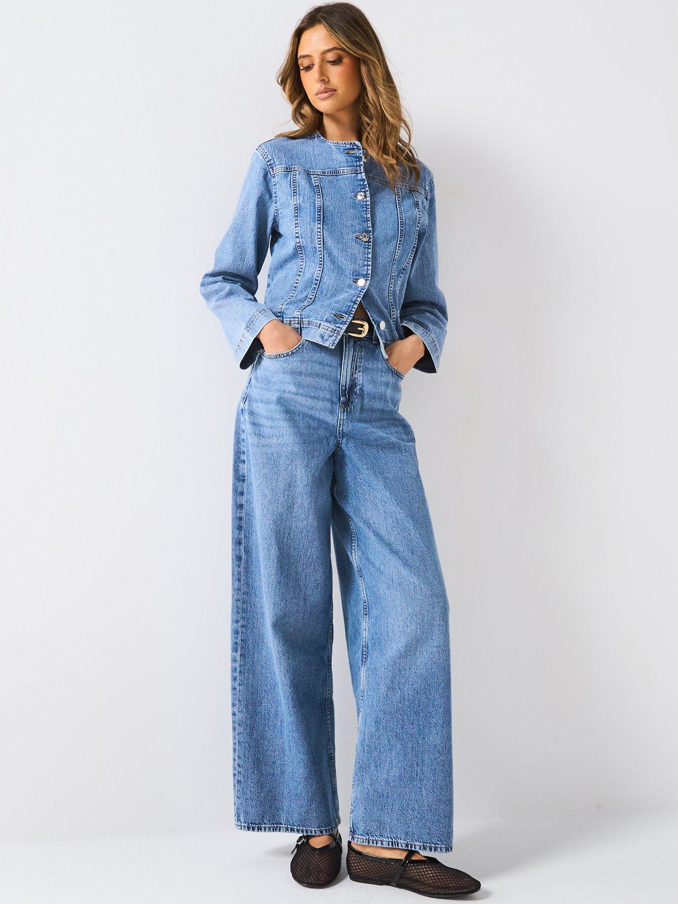 only-high-waisted-wide-leg-jeans-light-bluedetail