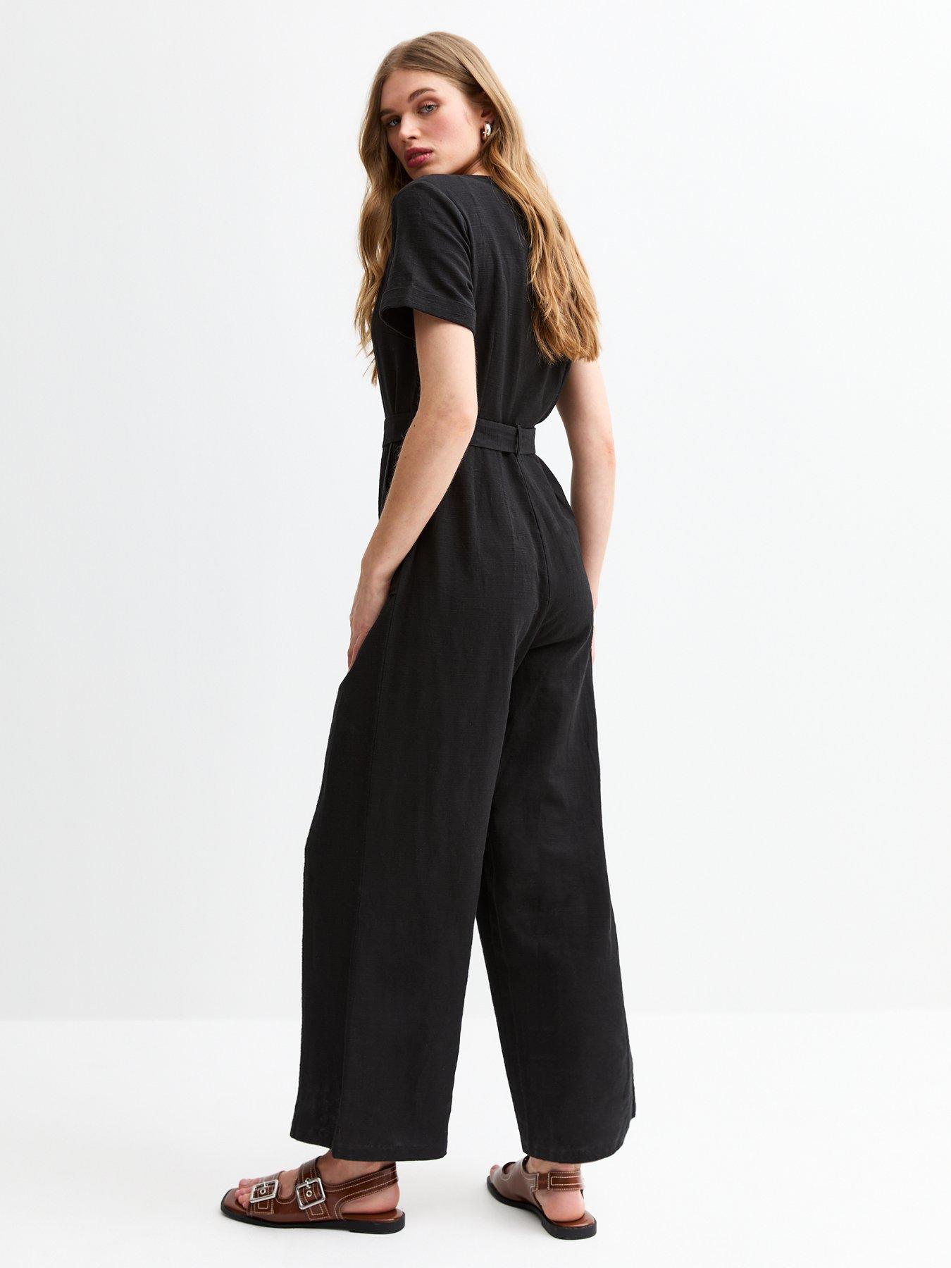 new-look-v-neck-button-front-jumpsuit-blackstillFront