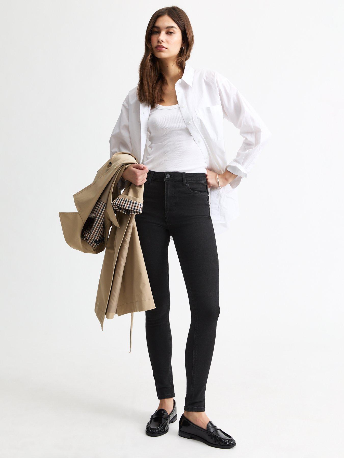 Image 3 of 6 of New Look Mid Rise Skinny Jeans - Washed Black