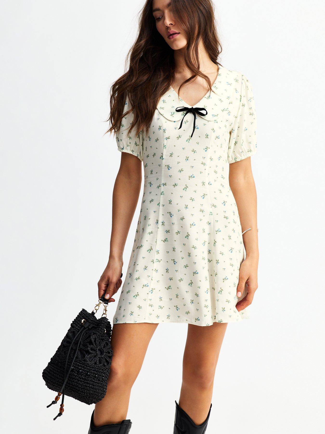 Image 5 of 6 of New Look Short Sleeve Oversized Collar Mini Dress - Cream
