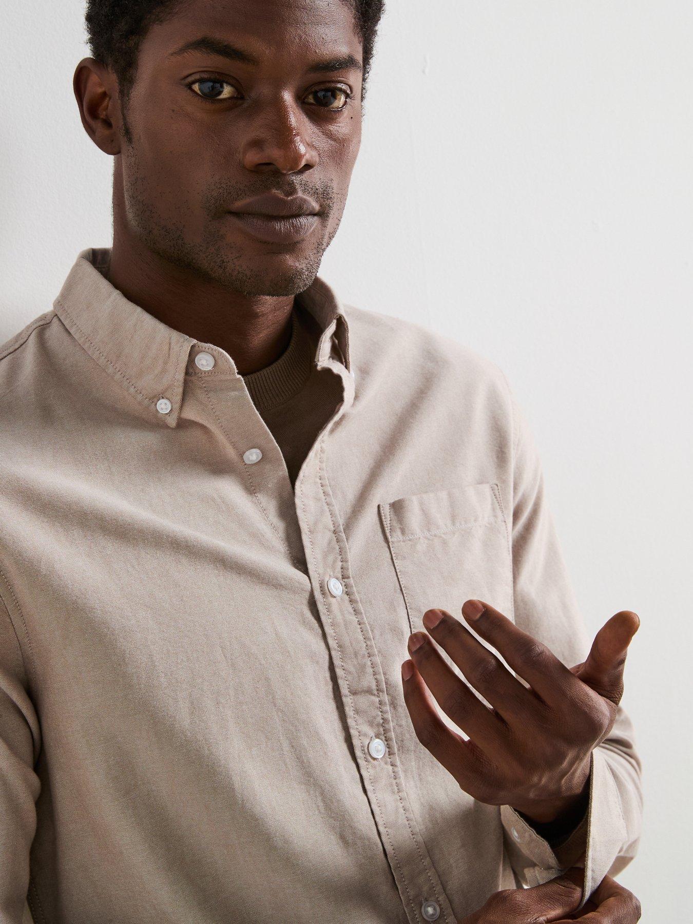 very-man-long-sleeve-button-down-oxford-shirt-beigeoutfit
