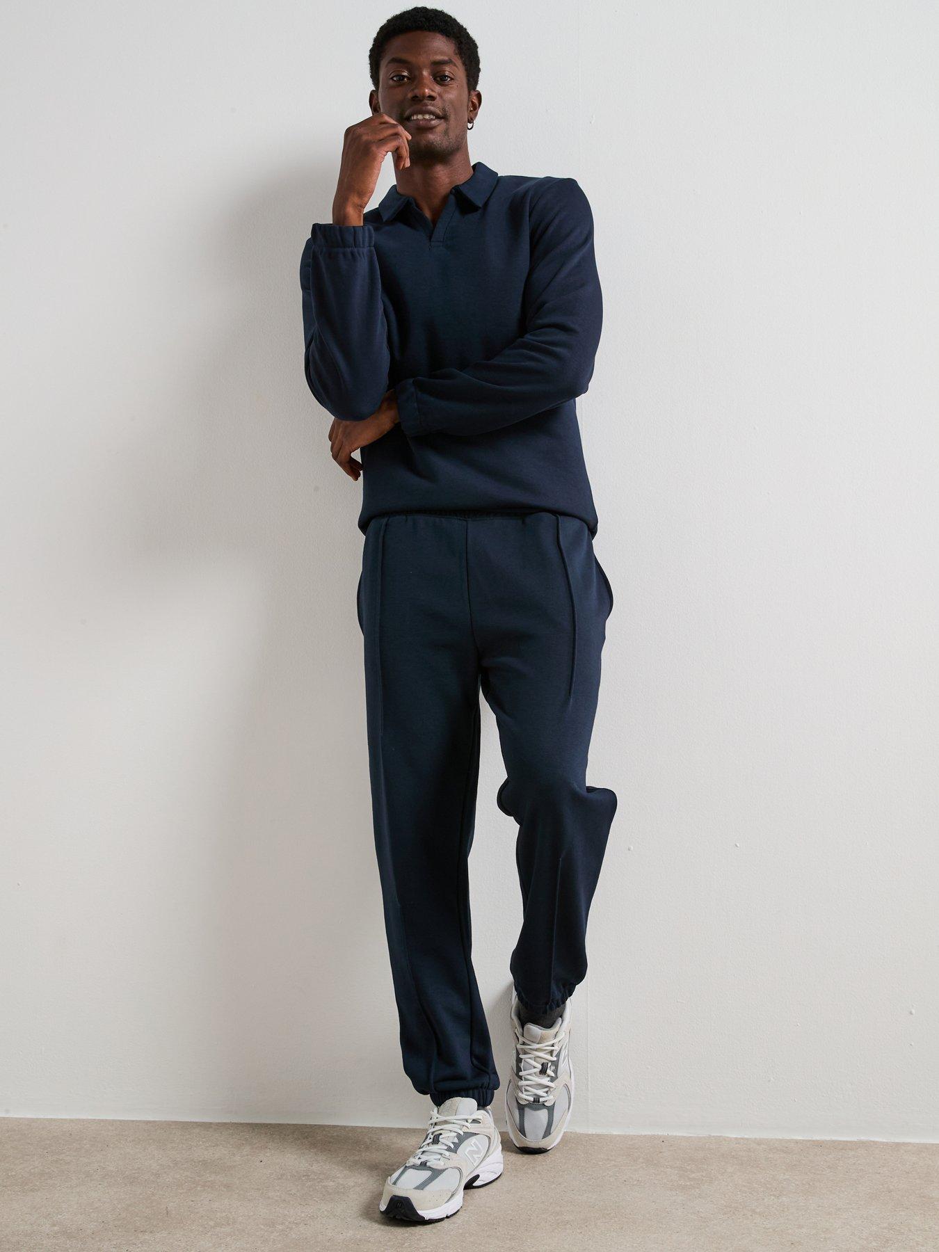 Image 3 of 6 of Very Man Heavyweight Trophy Neck Sweatshirt - Navy