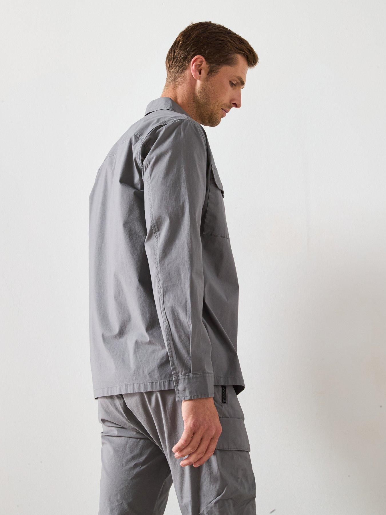 very-man-tech-overshirt-charcoaldetail