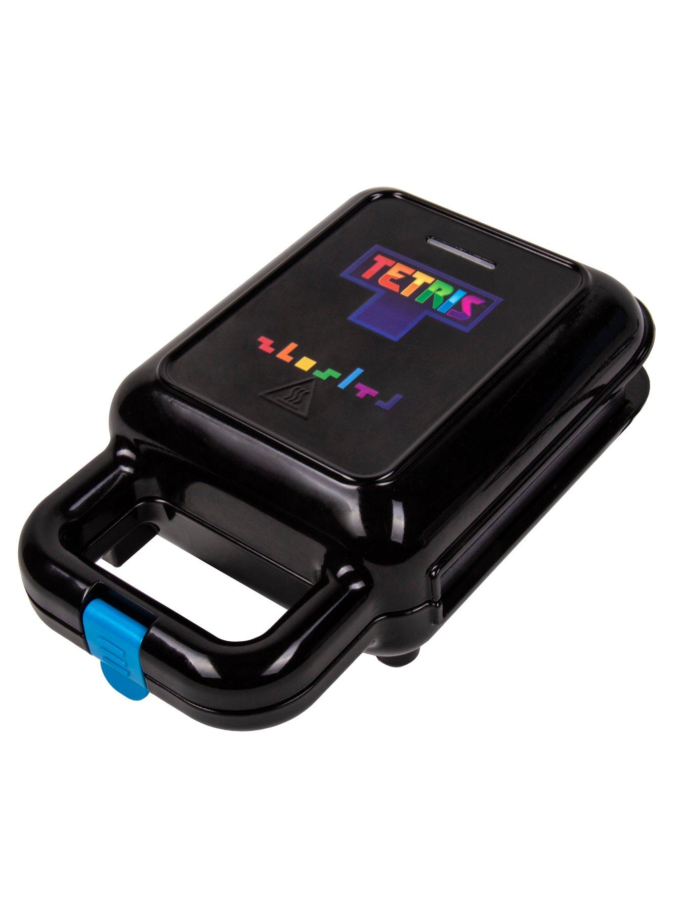 Image 4 of 6 of Tetris Tetris Waffle Maker