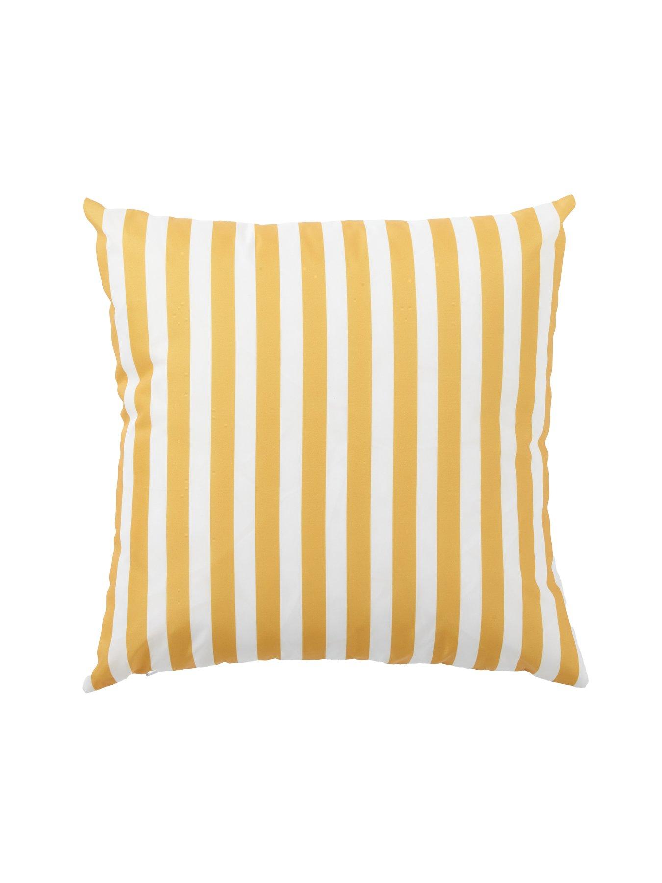 Image 3 of 5 of The Very Collection Citrus Fruits Showerproof Cushion
