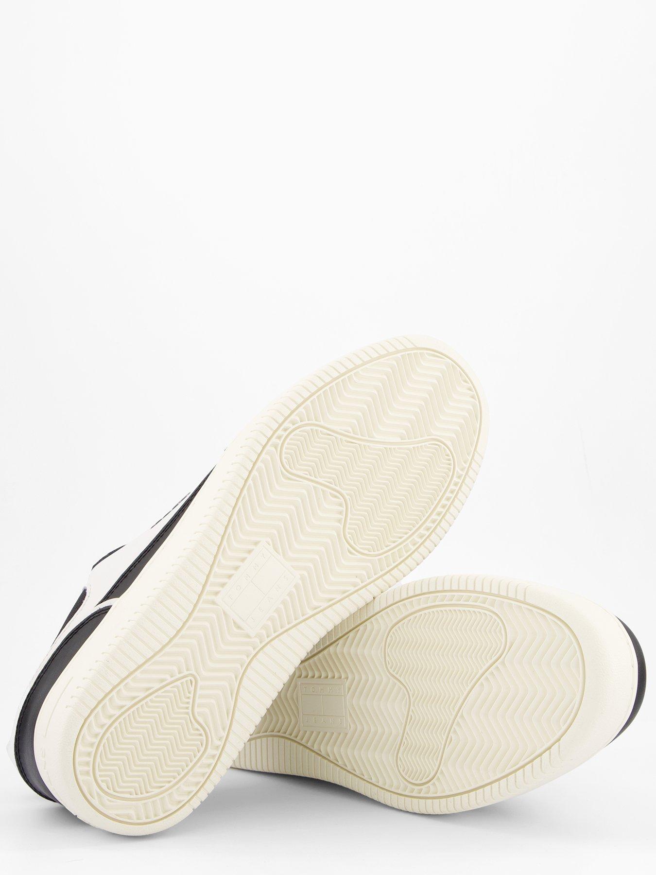 tommy-jeans-retro-basket-trainers-blackdetail