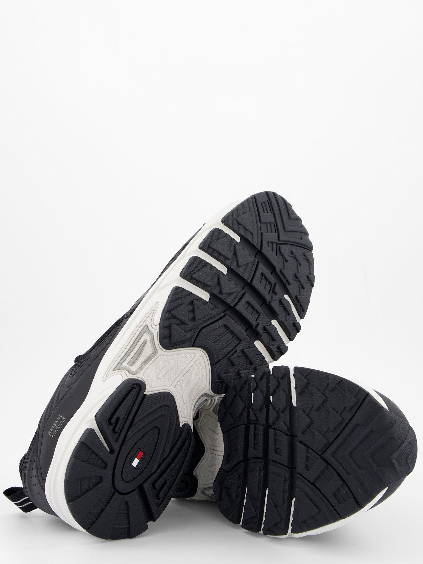 tommy-jeans-archive-97-trainers-blackdetail