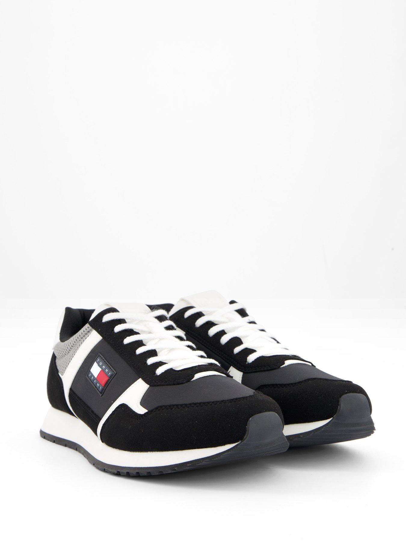 Image 6 of 7 of Tommy Jeans Casual Runner Trainers - Black/White