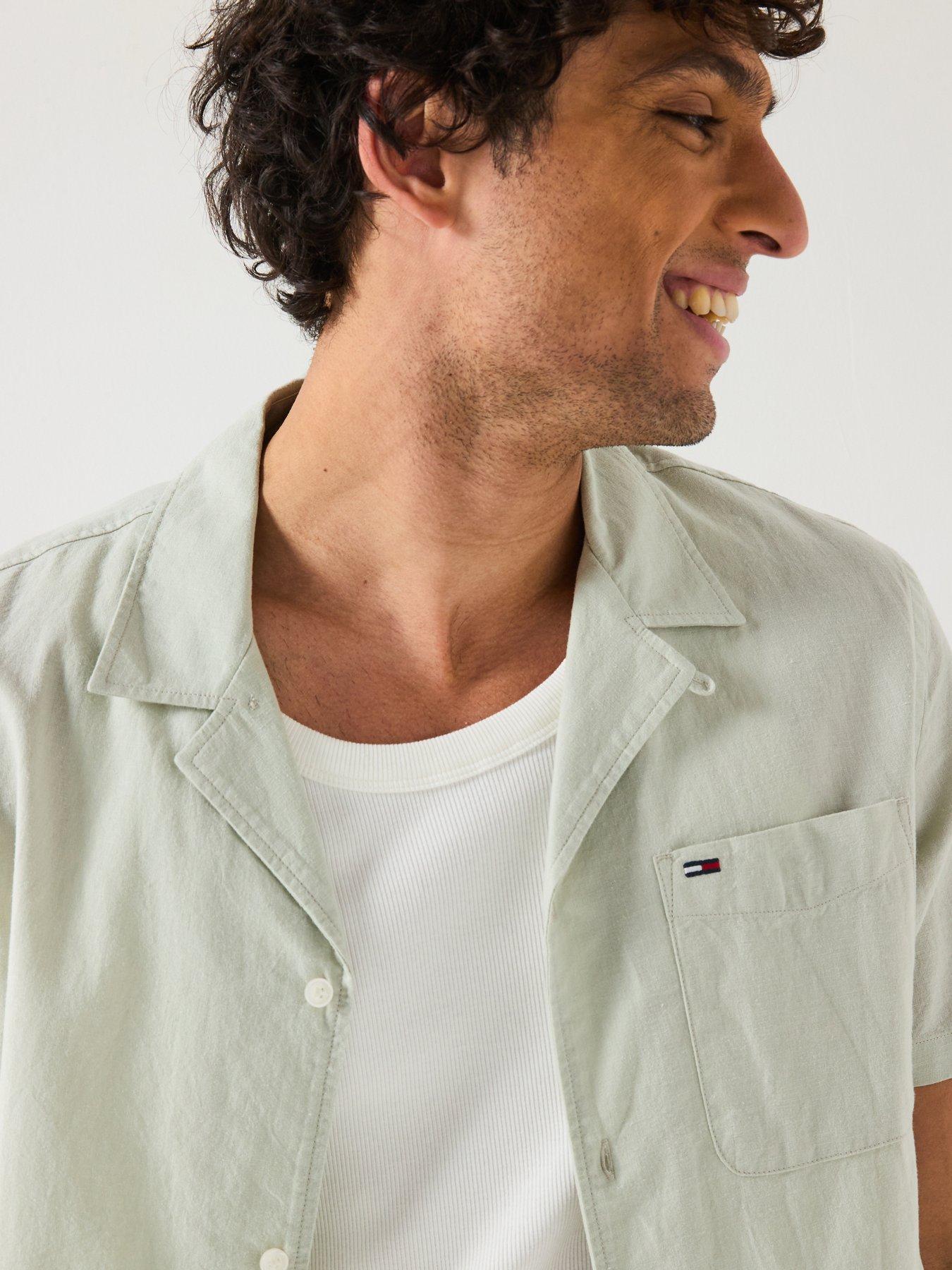 Image 4 of 6 of Tommy Jeans Linen Blend Camp Short Sleeve Shirt - Light Green