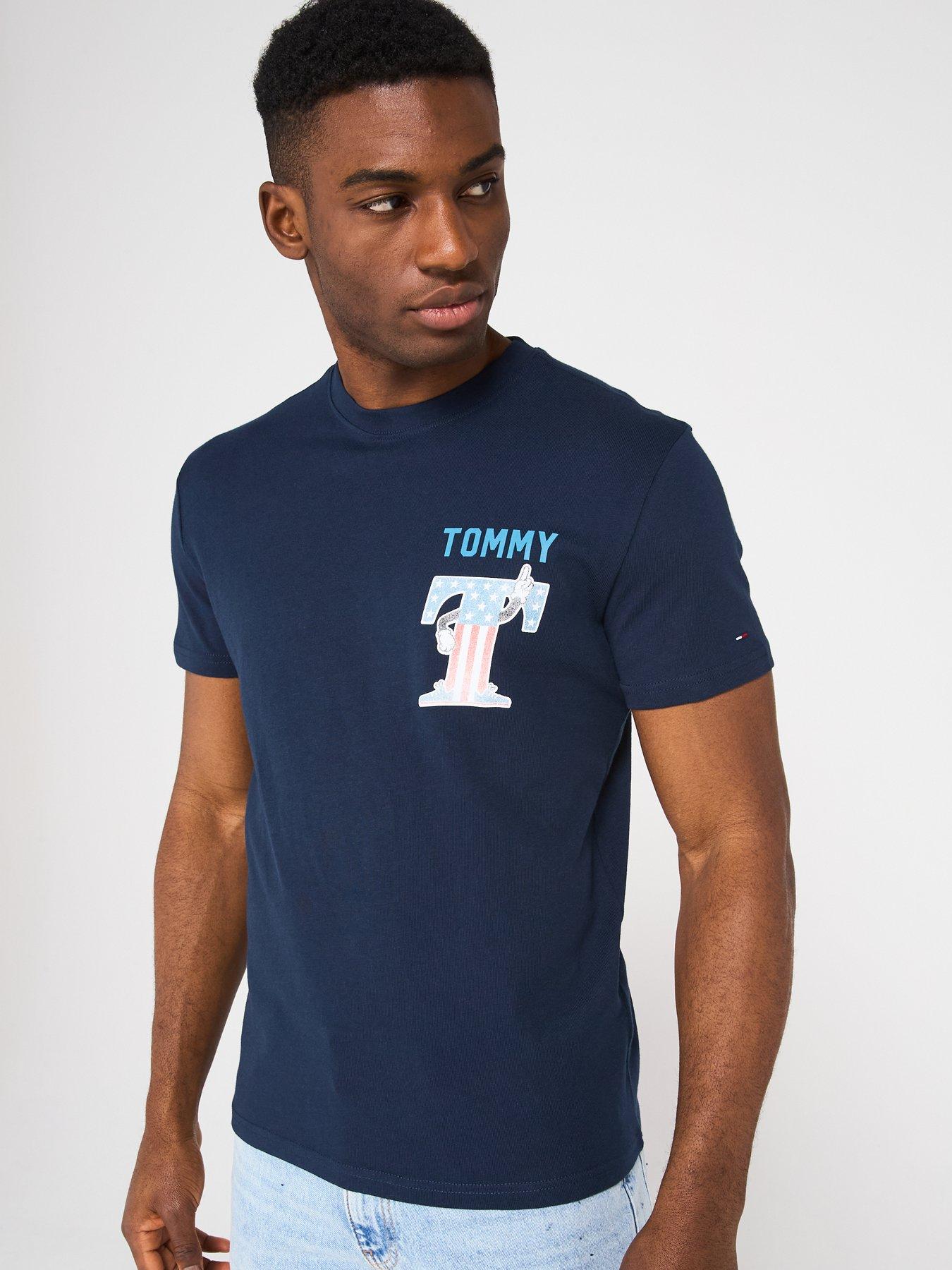 tommy-jeans-regular-fit-usa-script-back-print-t-shirt-navystillFront