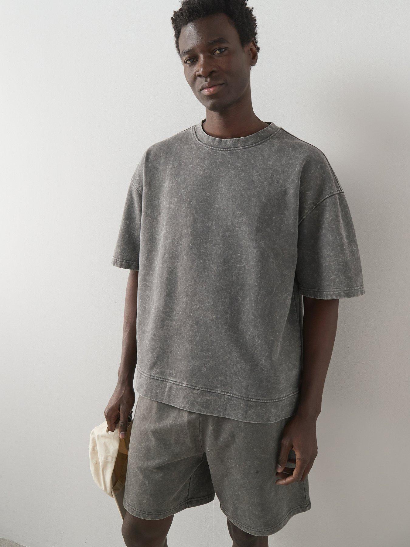 very-man-washed-sweat-short-charcoaldetail
