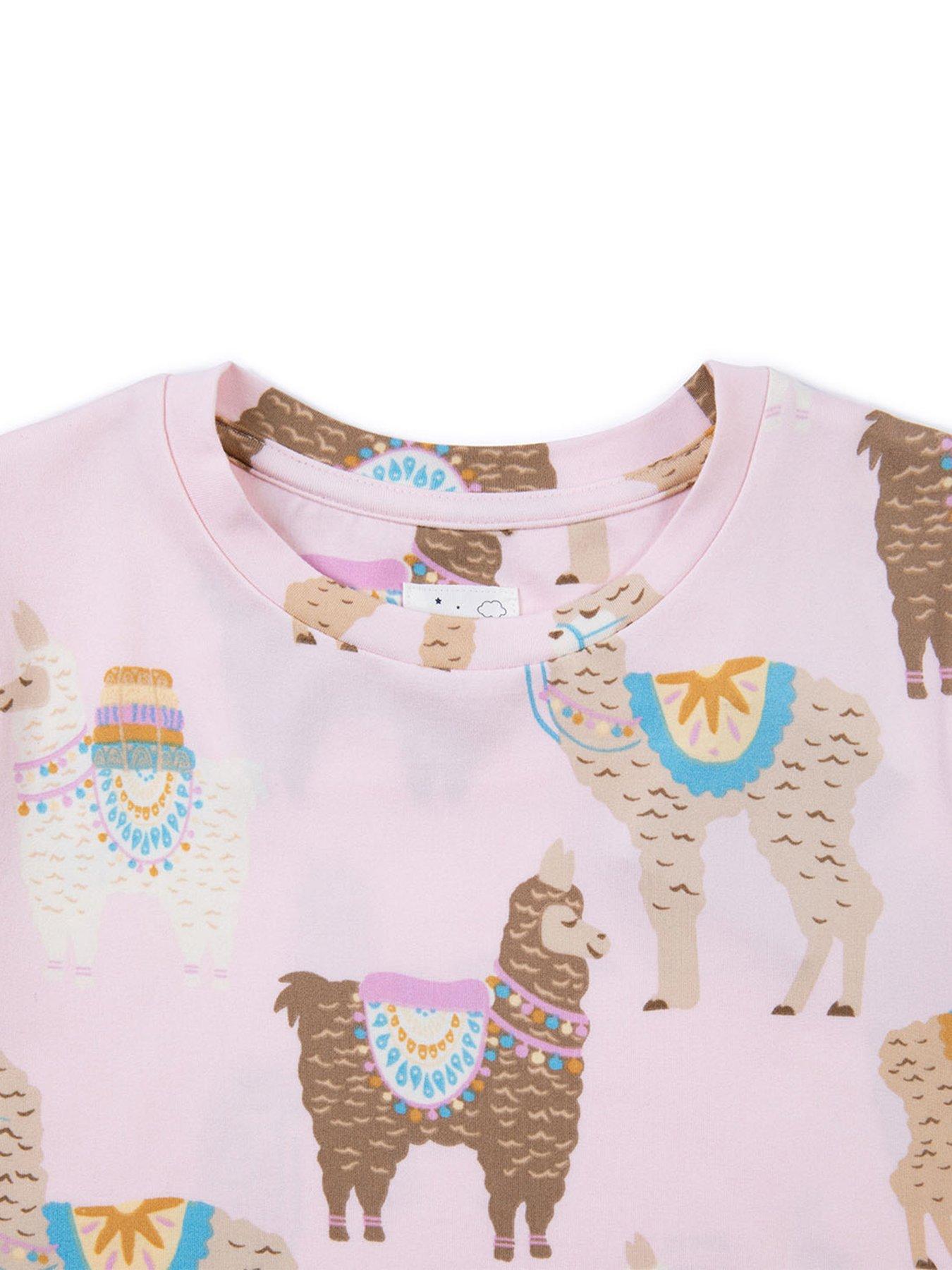 Image 3 of 3 of CHELSEA PEERS Kids Print Long Pyjama Set