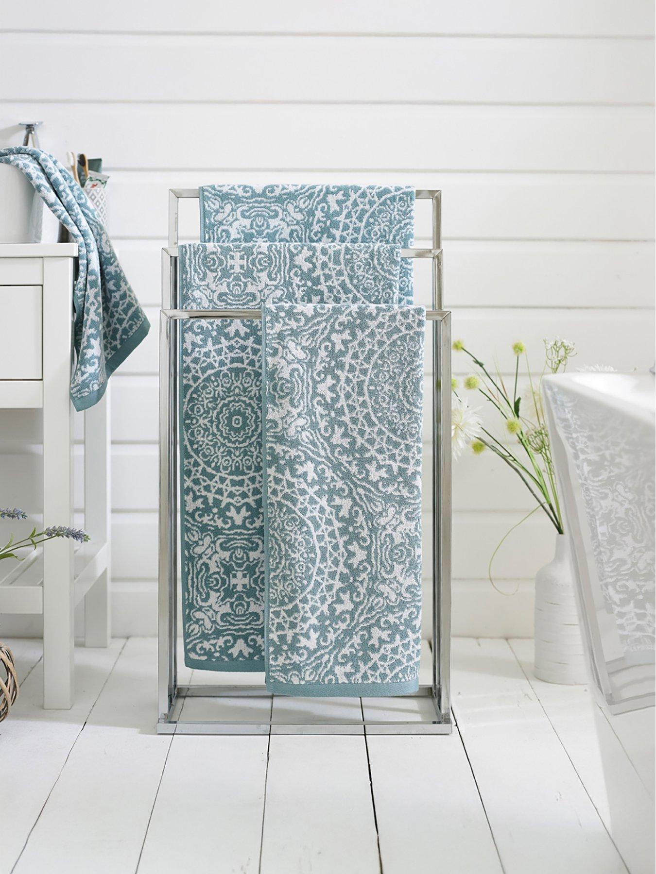 deyongs-lacy-connection-bath-towel-550gsm