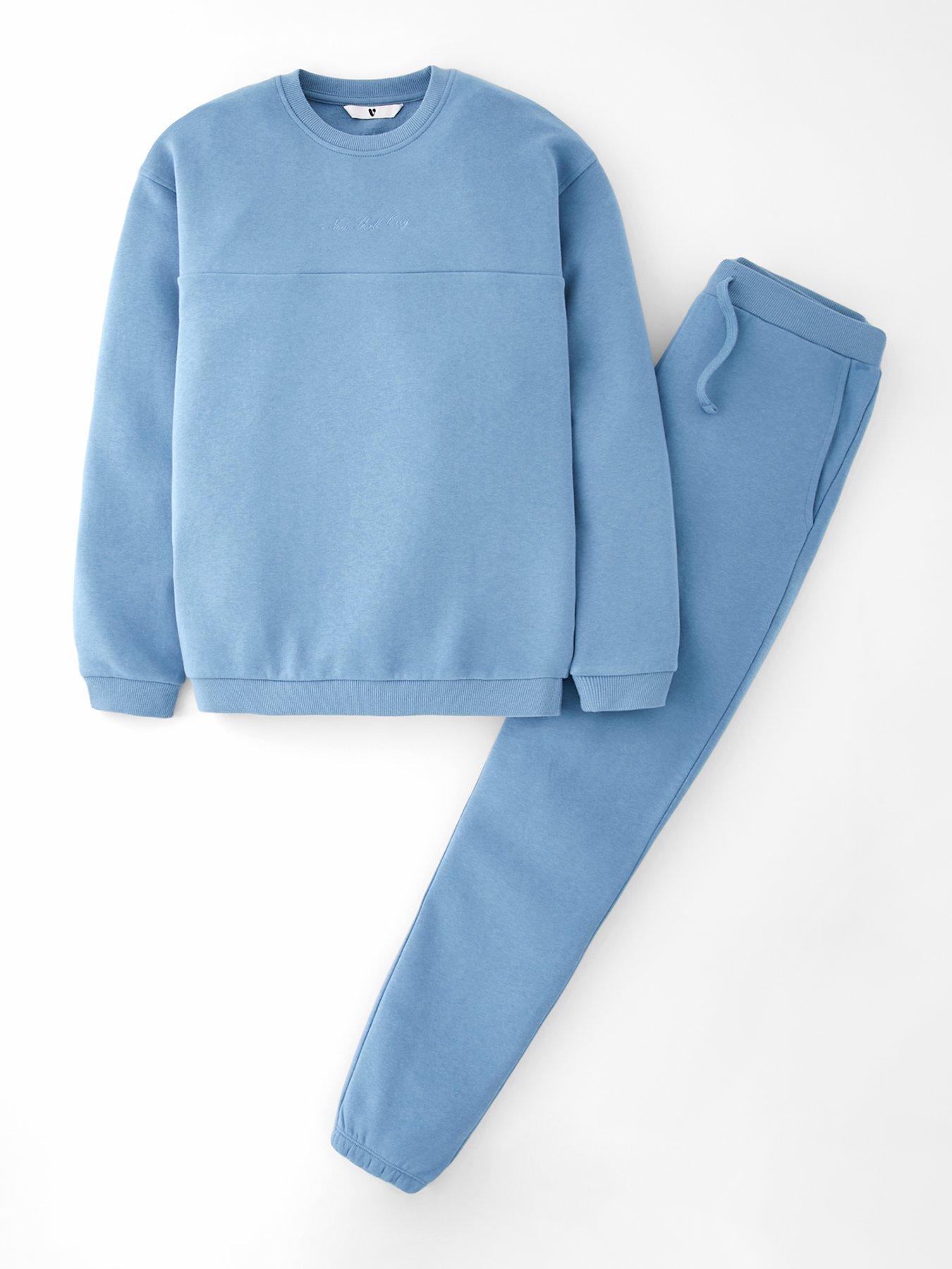 undefined Elevated Sweatshirt And Jogger Set - Blue