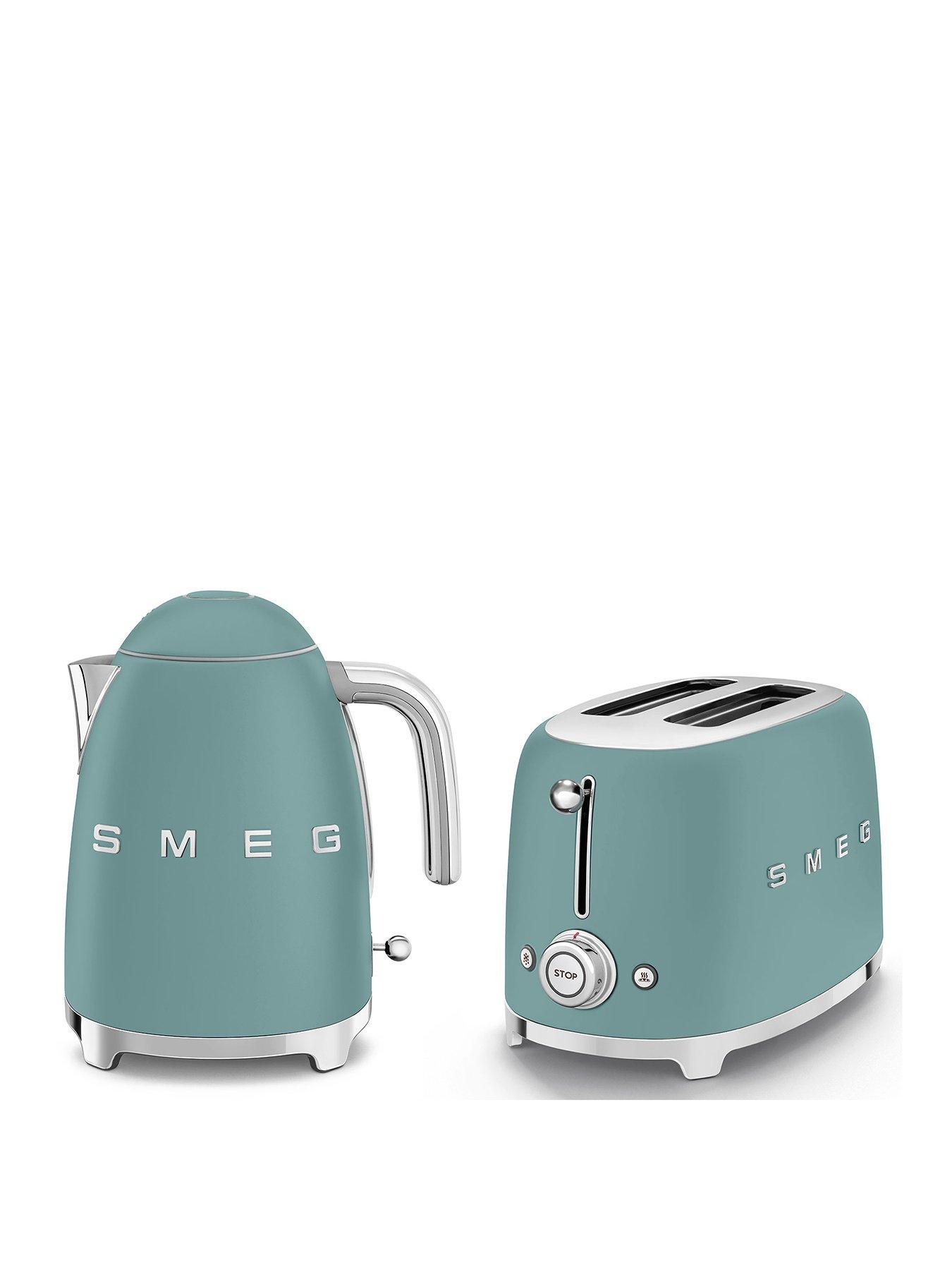Image of Smeg EEJB289 50s Retro Style Kettle and 2-Slice Toaster - Emerald Green