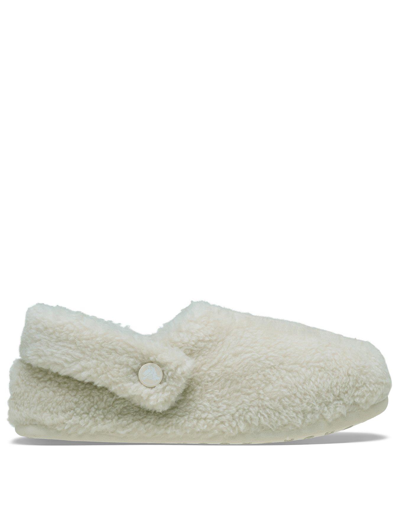 crocs-classic-cozzzy-slipper-neutral