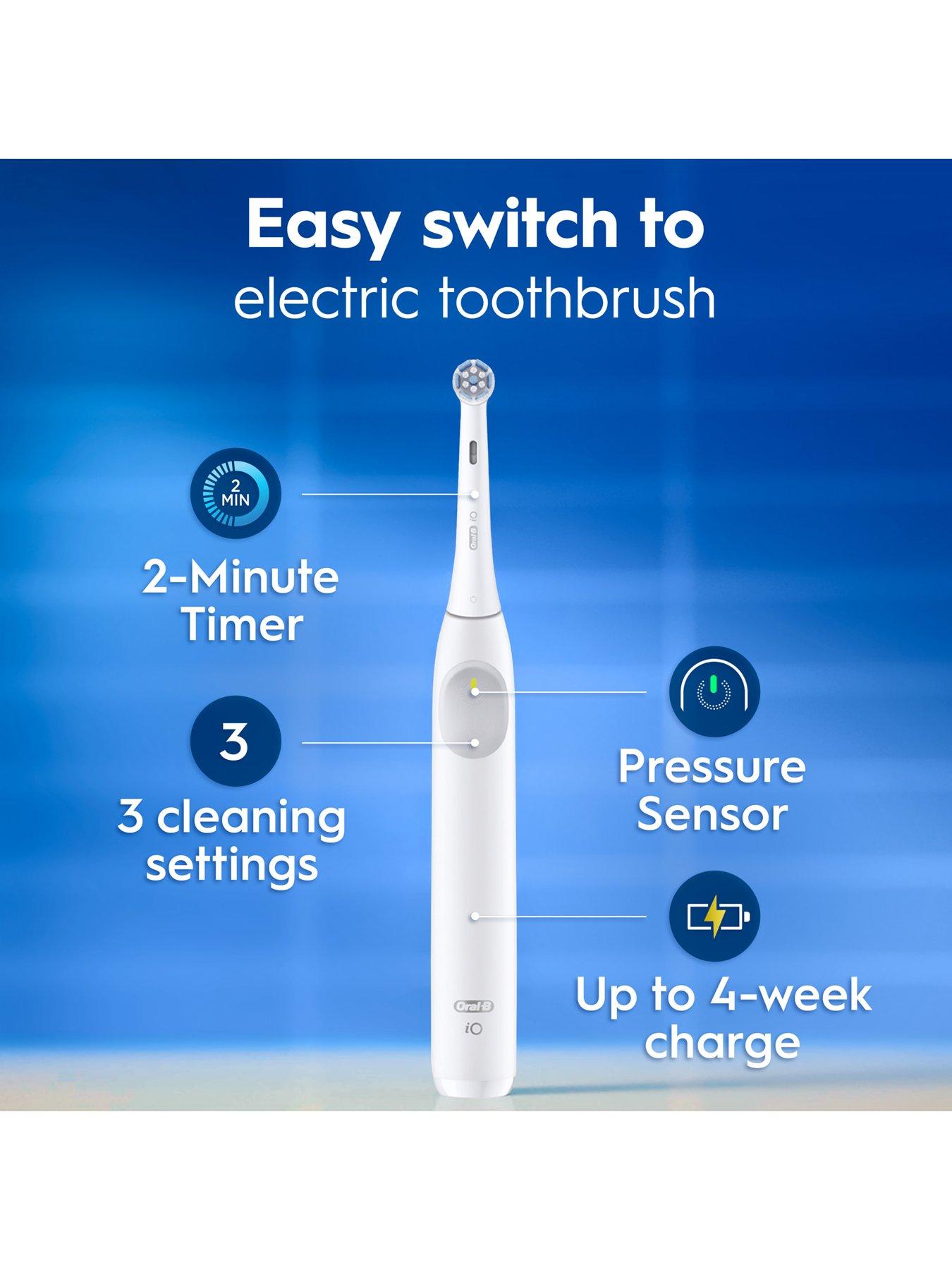 Image 3 of 7 of Oral-B Oral-B iO2 Simple White Electric Toothbrush + Travel Case