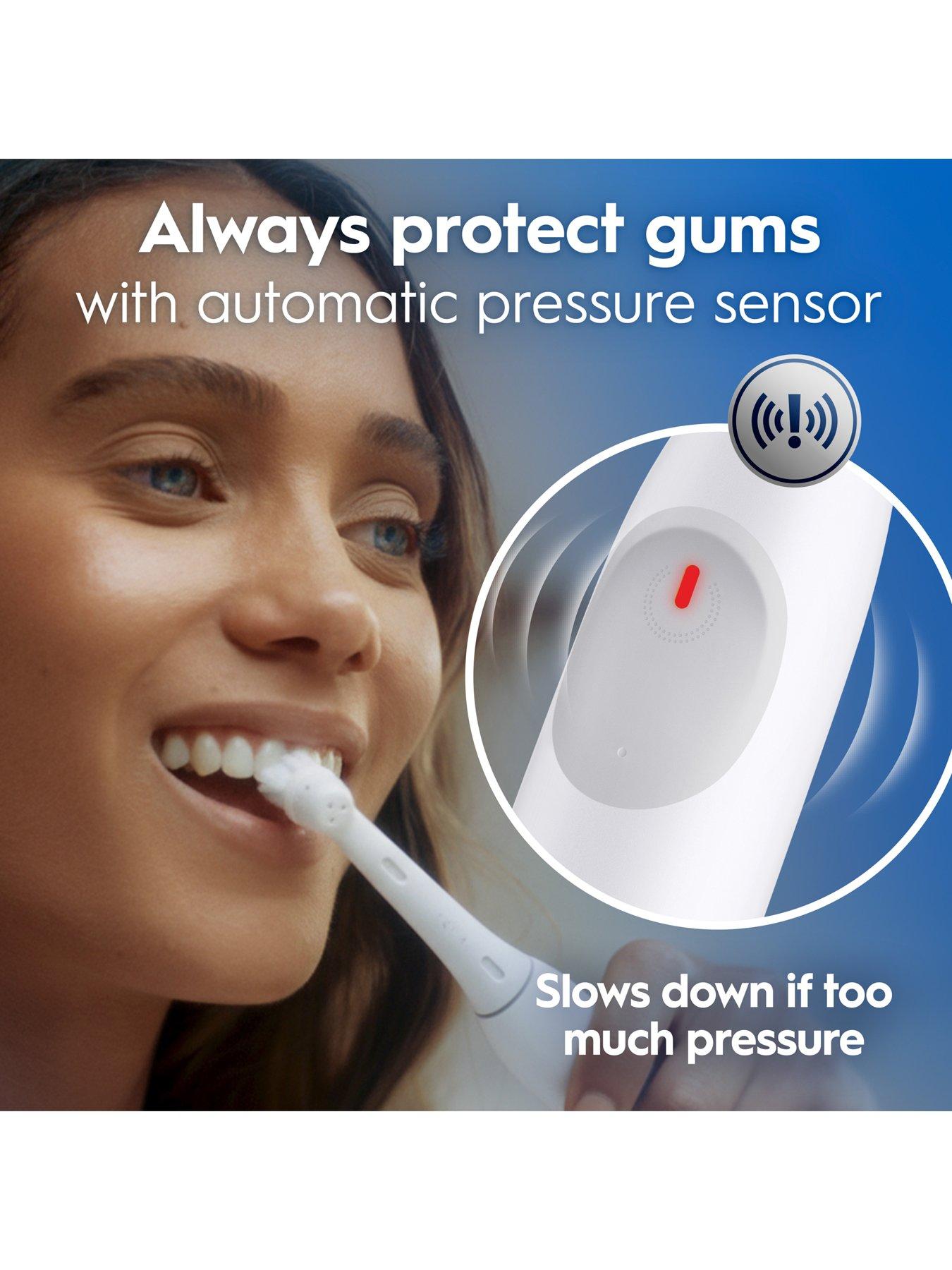 Image 6 of 7 of Oral-B Oral-B iO2 Simple White Electric Toothbrush + Travel Case
