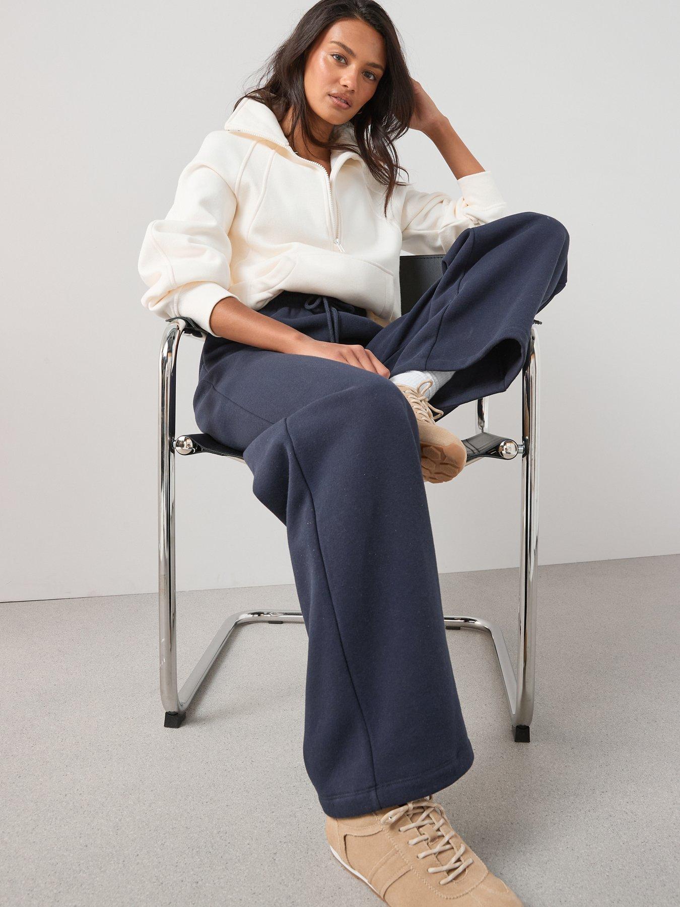 Image 5 of 6 of The Very Collection Wide Leg Jogger - Navy