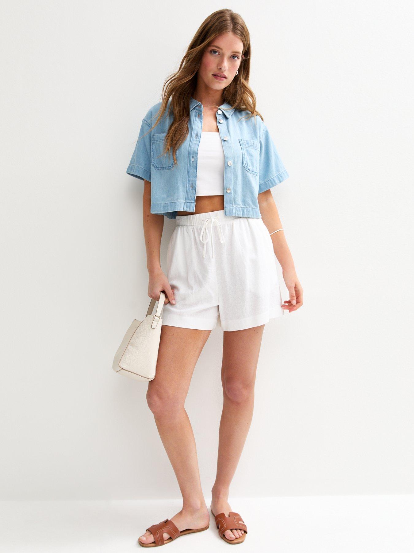 Image 3 of 4 of New Look Celery Boxy Shirt - Light Blue