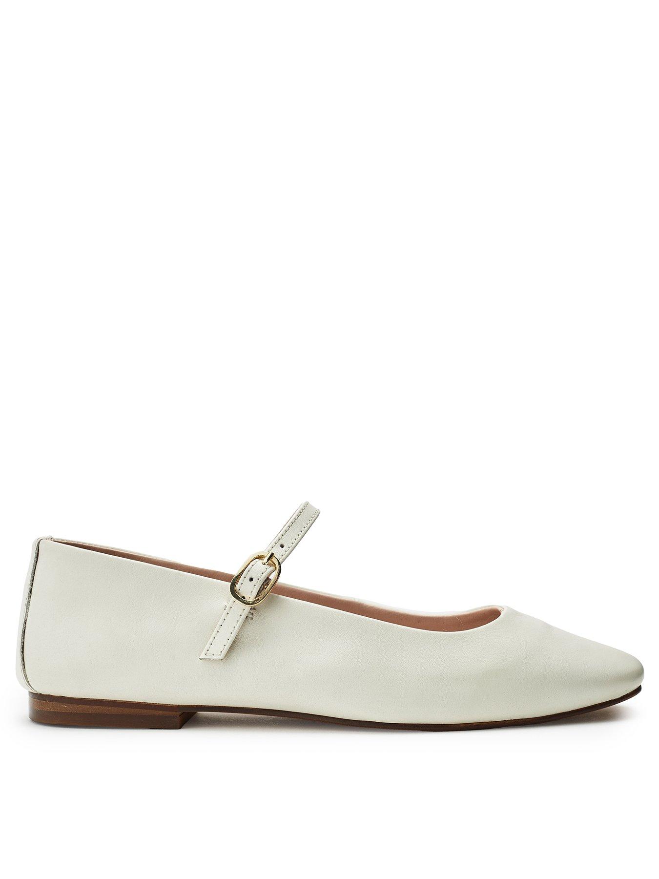 Moda In Pelle Larina Ballet Shoes - Off White