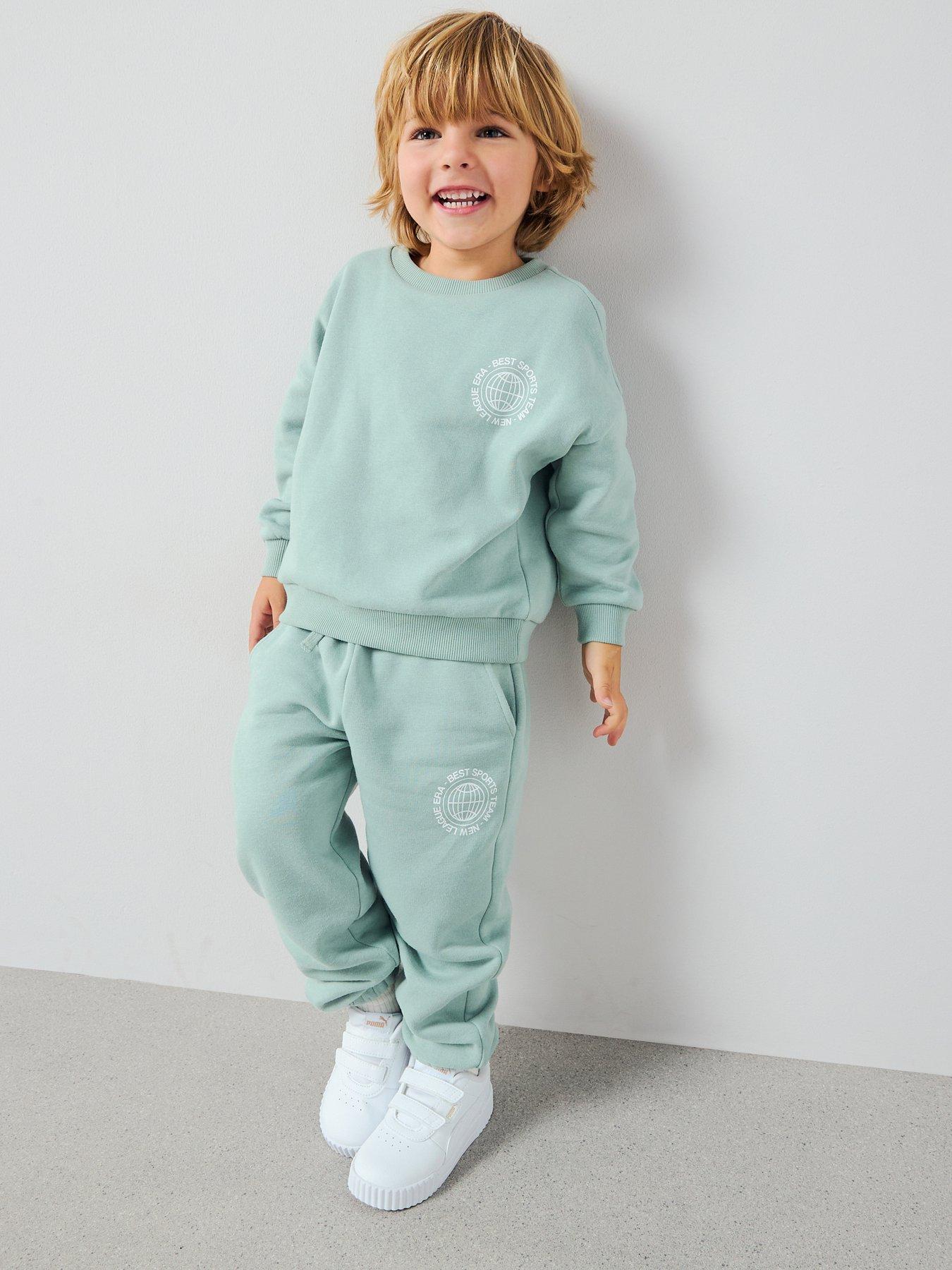 Image 3 of 6 of The Very Collection Boys Circle Placement Sweatshirt - Green