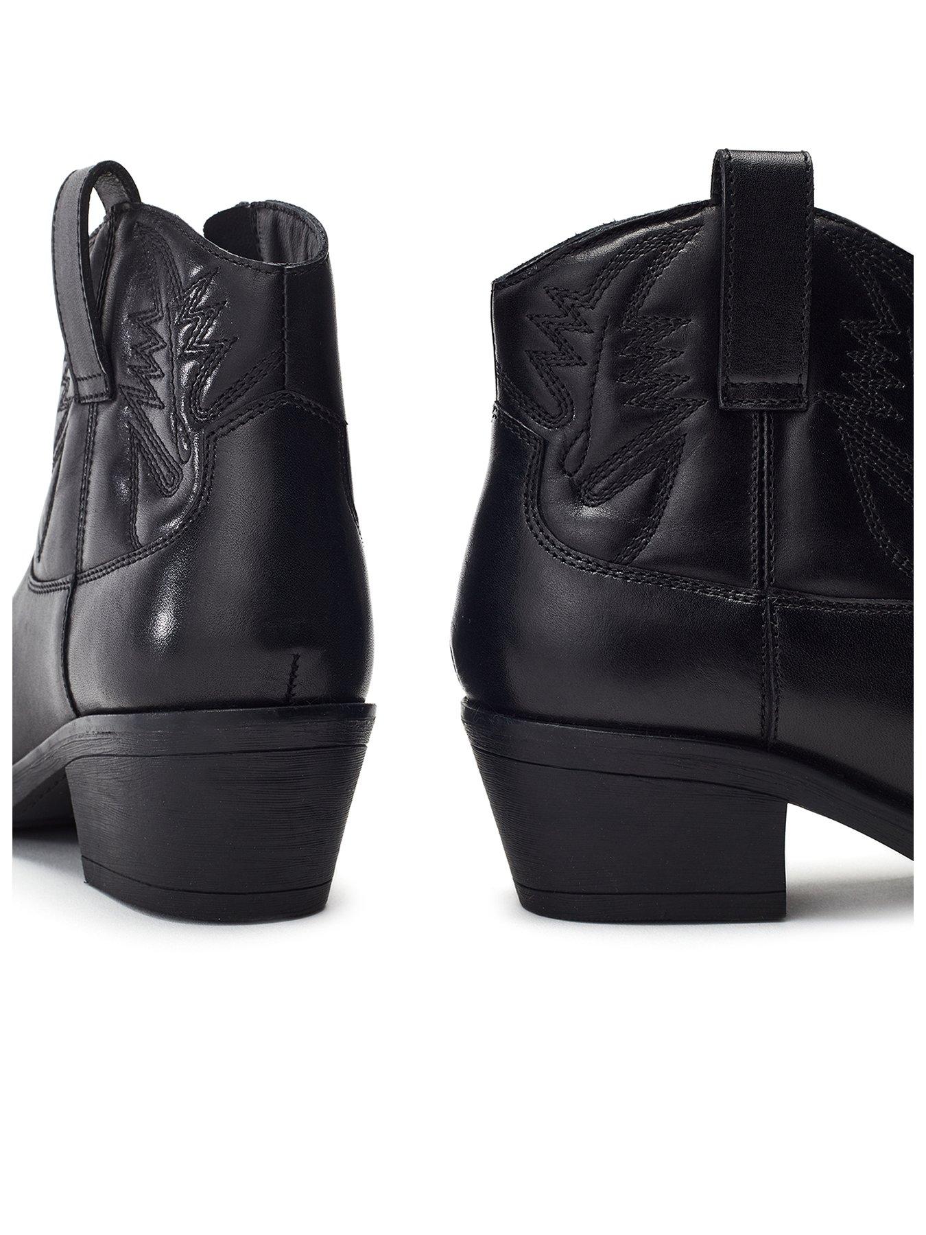 Image 3 of 4 of Moda In Pelle Bracknell Leather Western Boots - Black