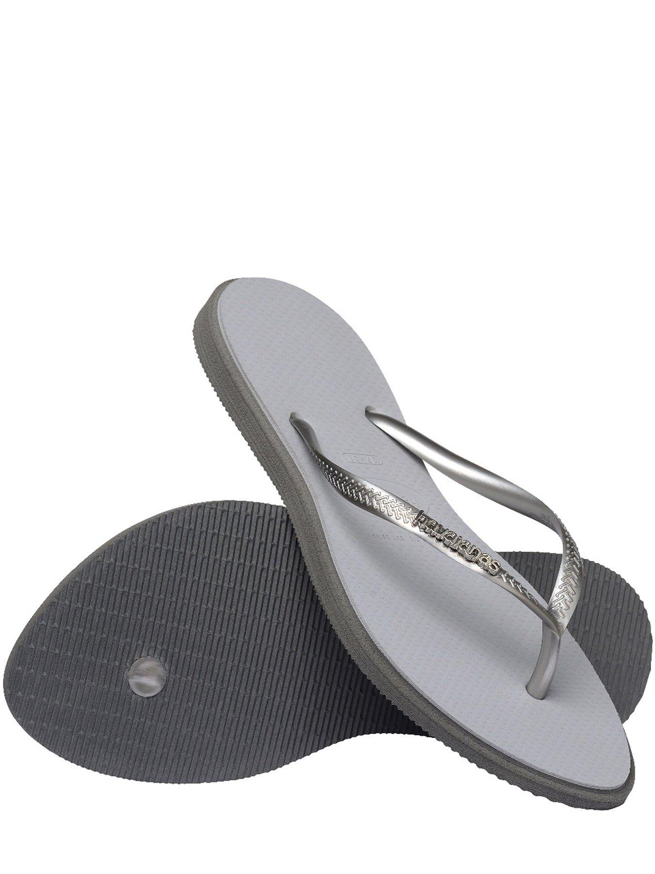 havaianas-slim-point-flip-flops-greyoutfit