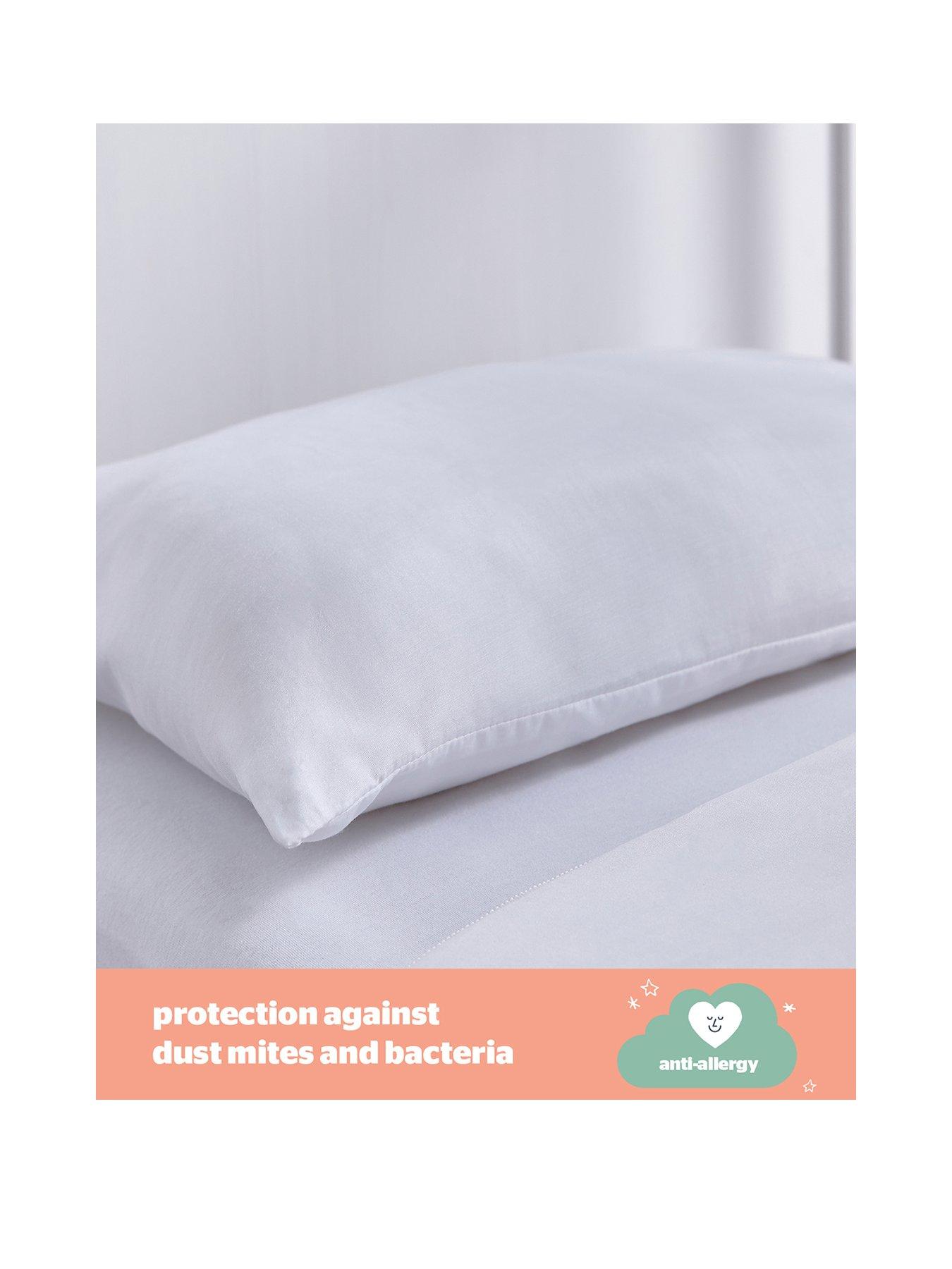 Image 3 of 7 of Silentnight Safe Nights 3-Piece Cot Bed Bedding Bundle&nbsp;