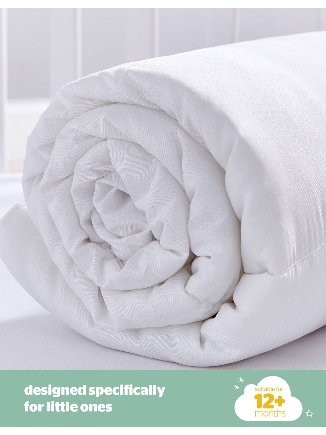 Image 4 of 7 of Silentnight Safe Nights 3-Piece Cot Bed Bedding Bundle&nbsp;