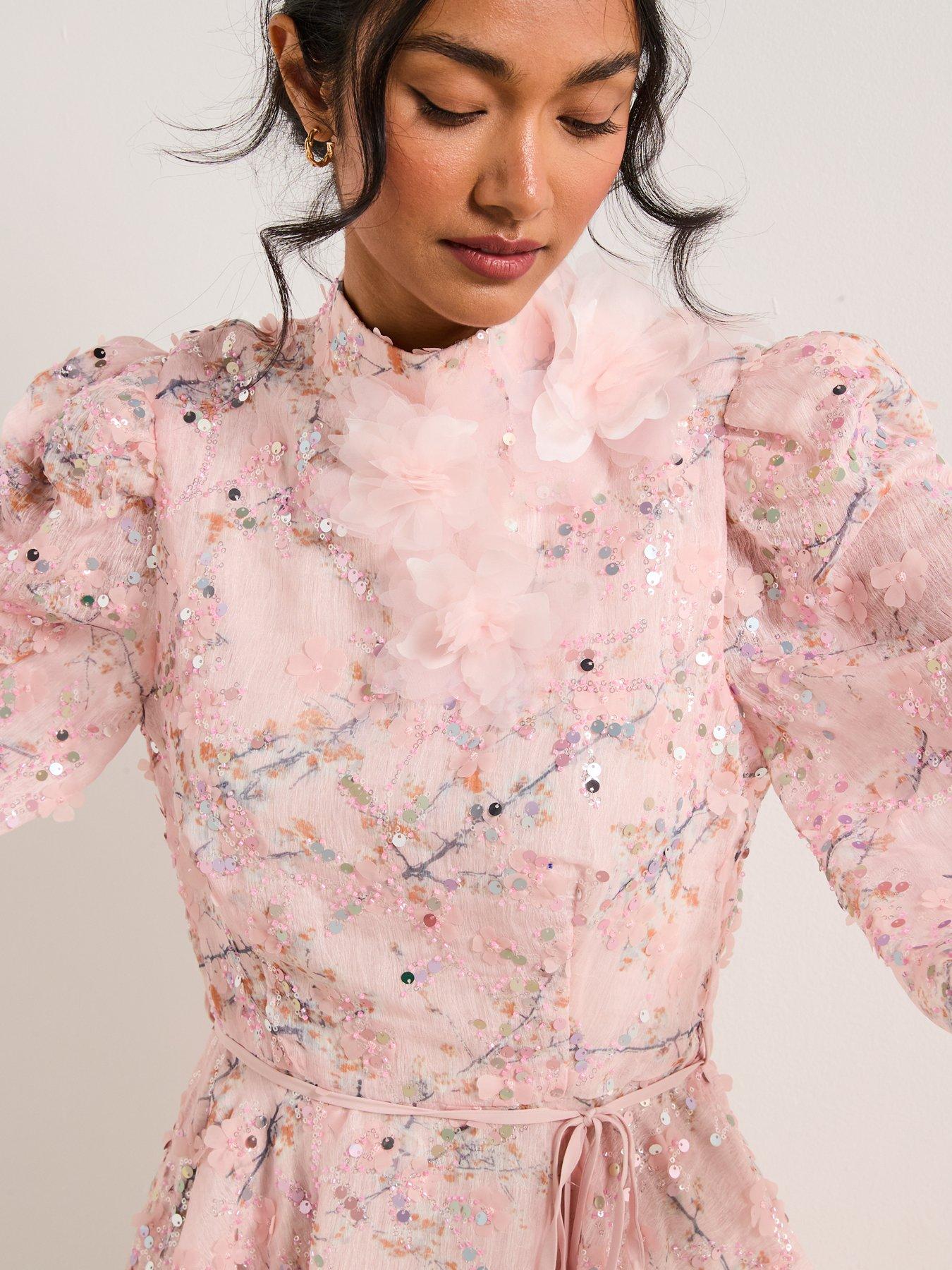 elliatt-regina-long-sleeve-dress-pinkdetail