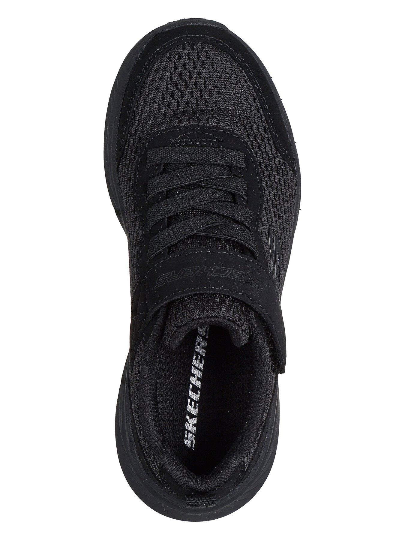 skechers-edgeride-strap-trainer-blackoutfit