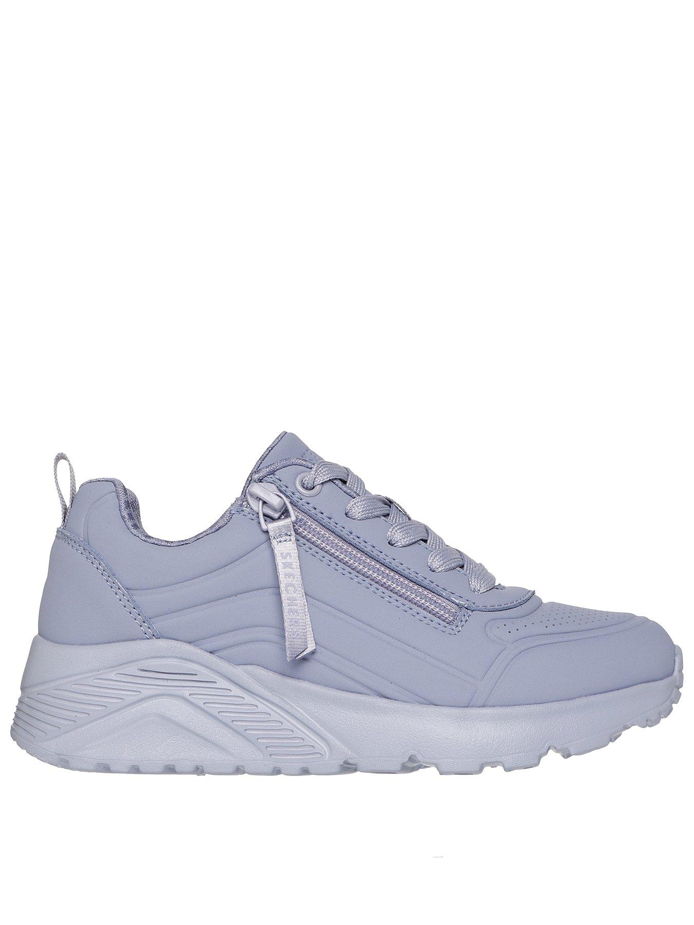 skechers-monochromatic-lace-up-sneaker-w-quarter-zip-detail
