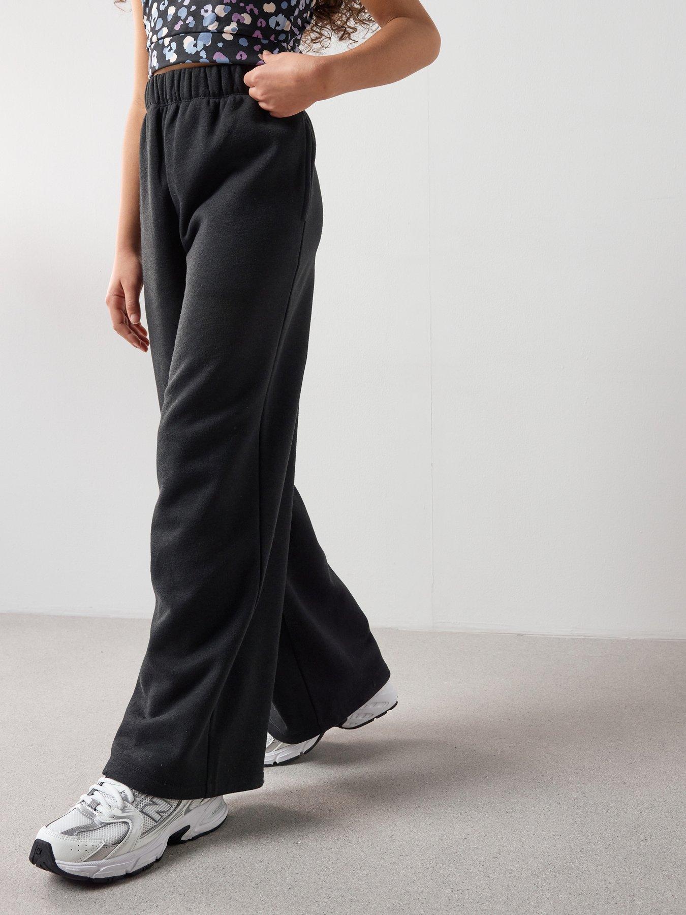 the-very-collection-wide-leg-joggers-blackoutfit