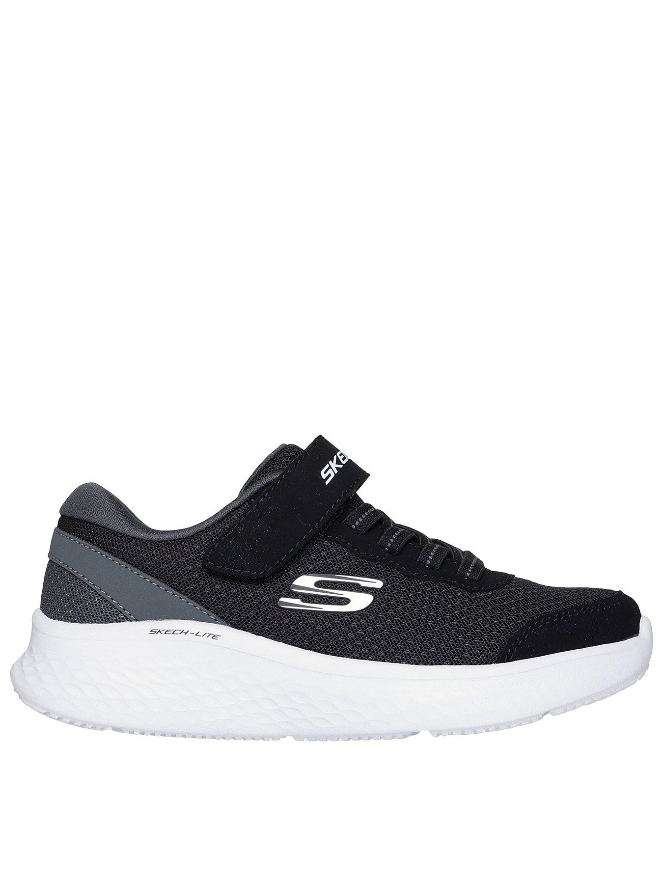 skechers-lightweight-gore-amp-strap-sneaker