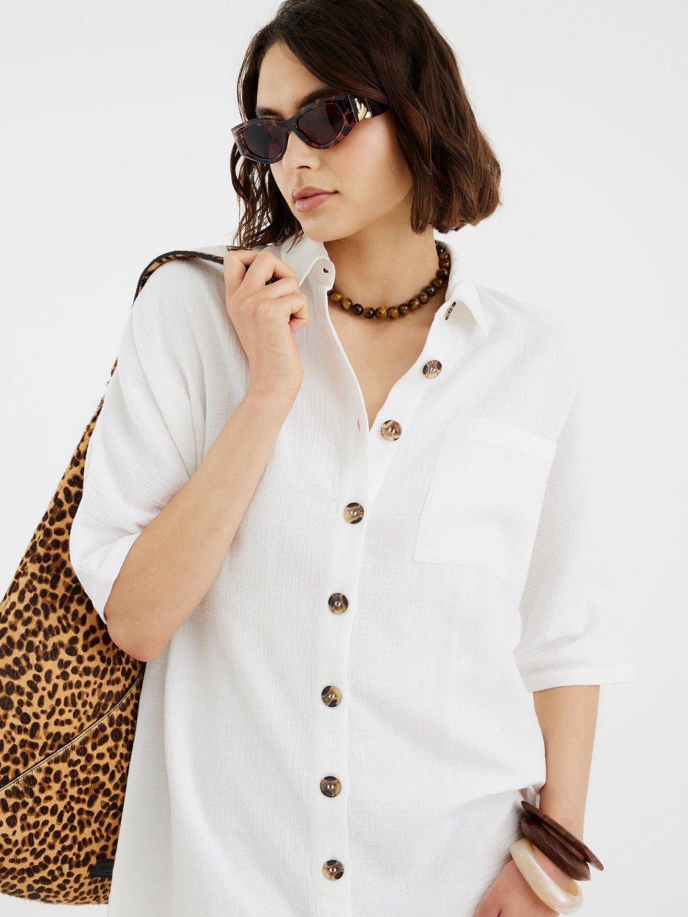 Image 1 of 4 of River Island Short Sleeved T Shirt - White