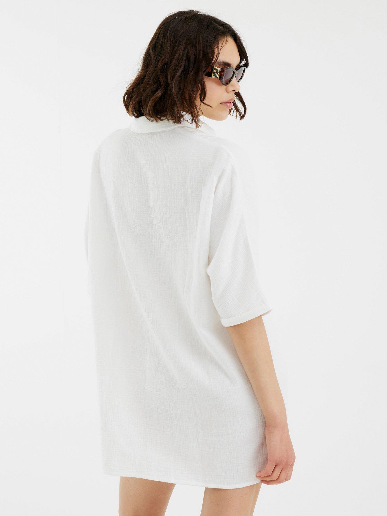 Image 4 of 4 of River Island Short Sleeved T Shirt - White