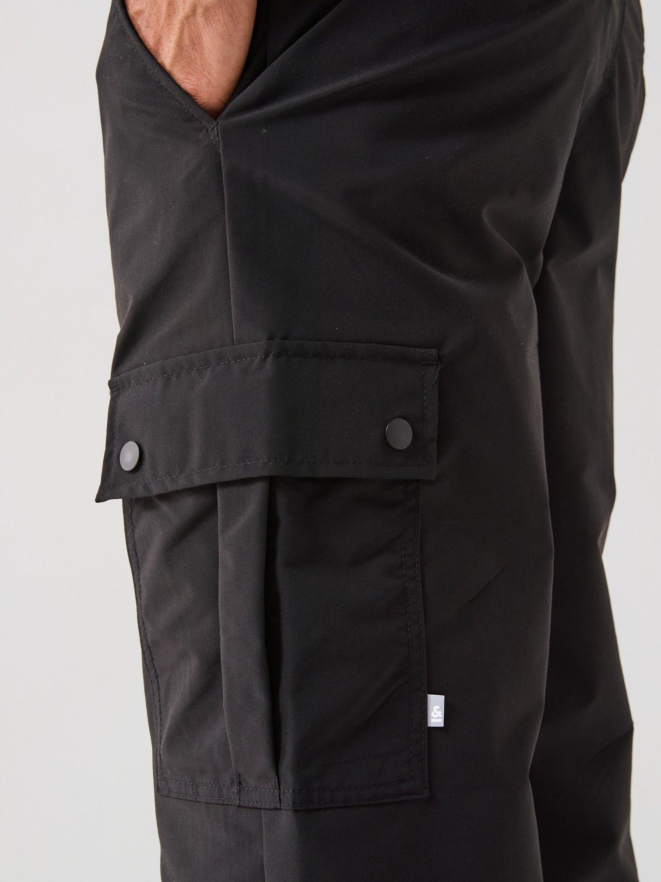 jack-jones-karl-kurtis-snap-tech-cargo-pants-blackoutfit