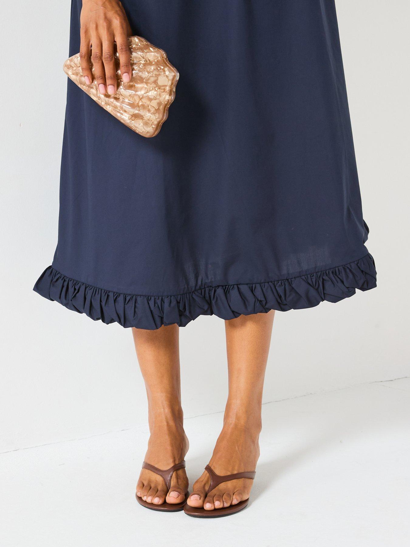 mei-meij-flared-midi-dress--polar-night-navyoutfit