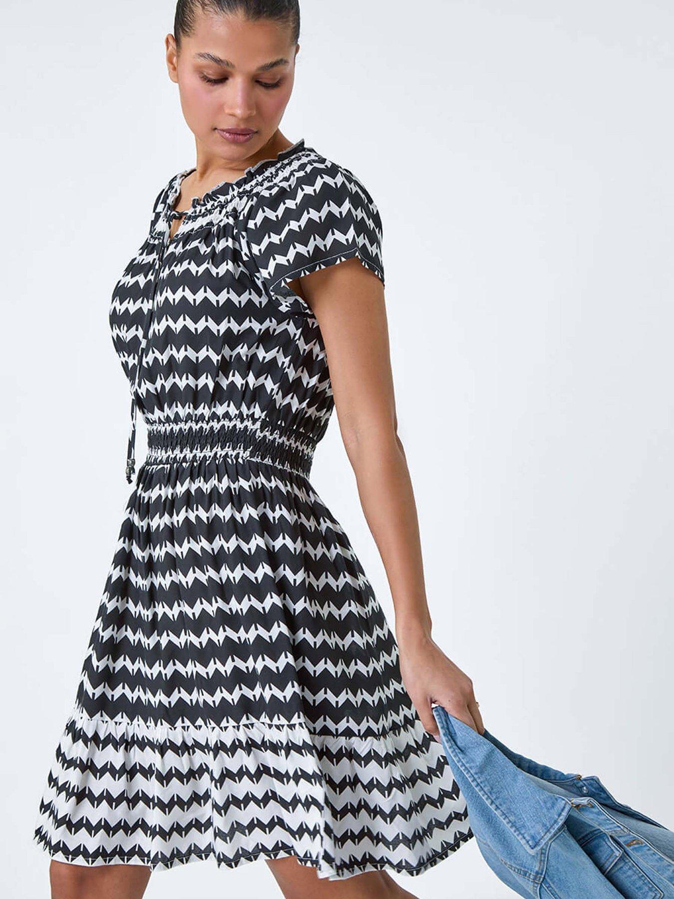 roman-zig-zag-border-print-shirred-dressback
