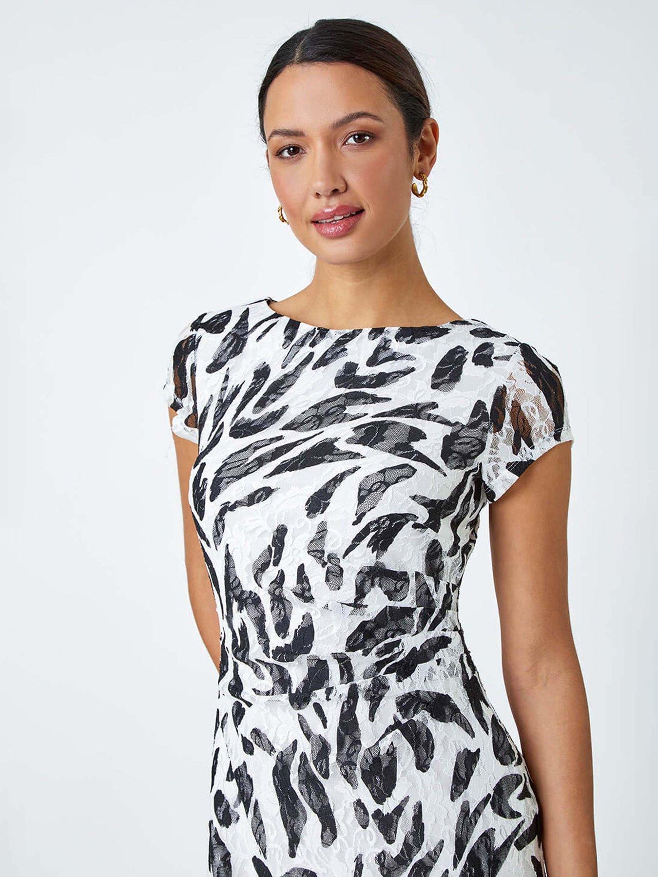 roman-leaf-print-stretch-bodycon-lace-dressoutfit