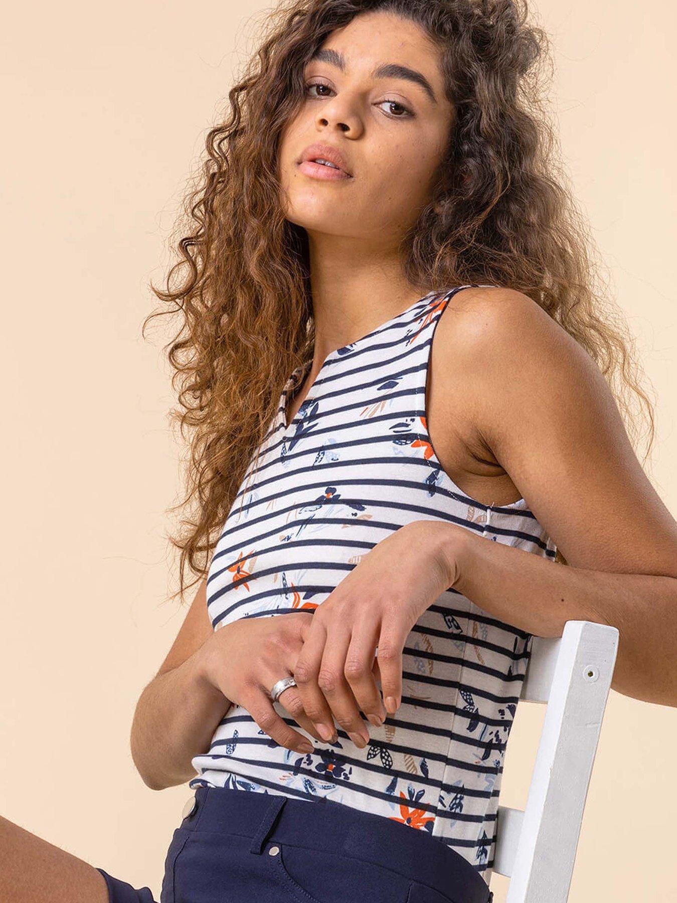 roman-elastic-waist-turn-up-stretch-shorts-navyoutfit