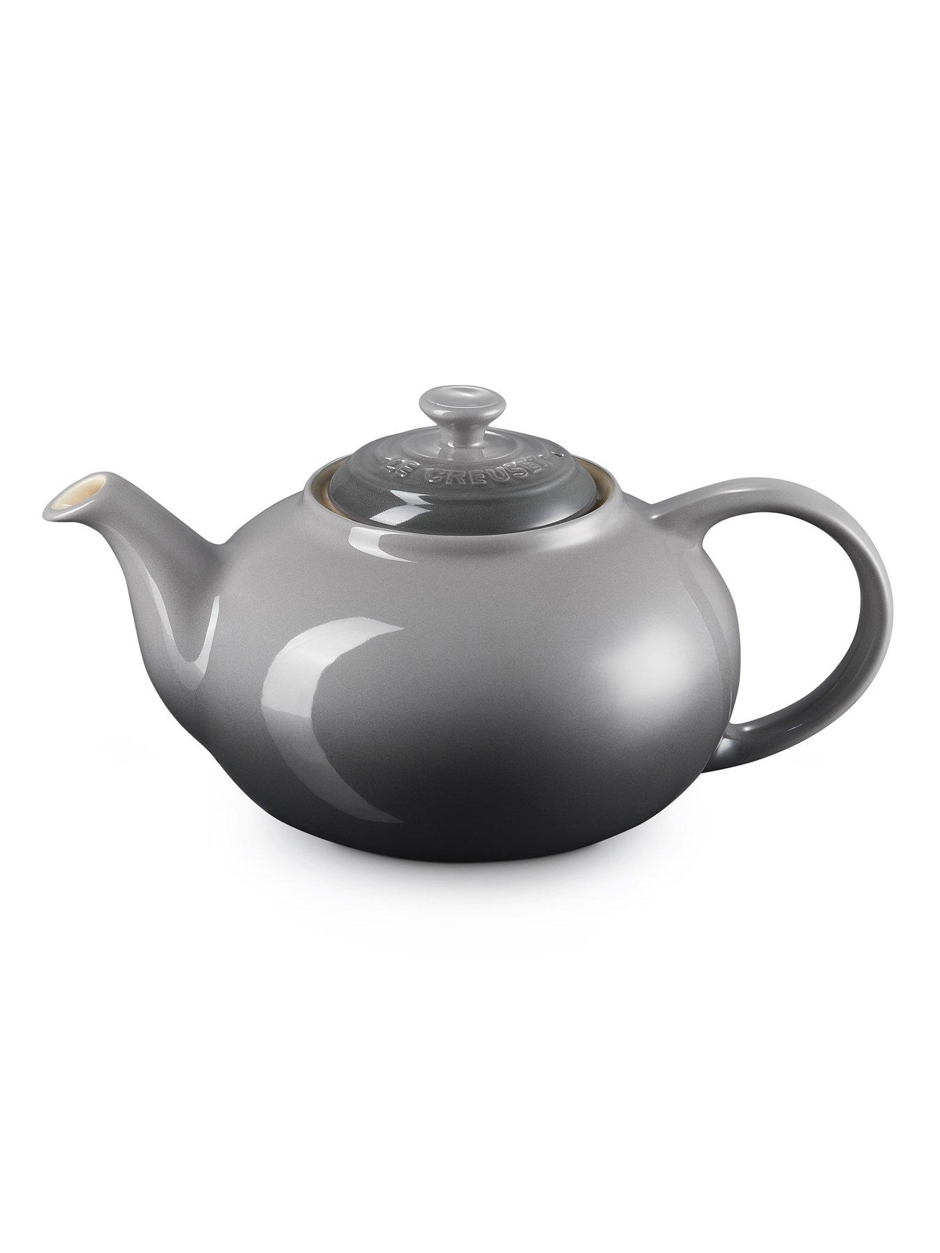 Le Creuset 1.3l Classic Teapot