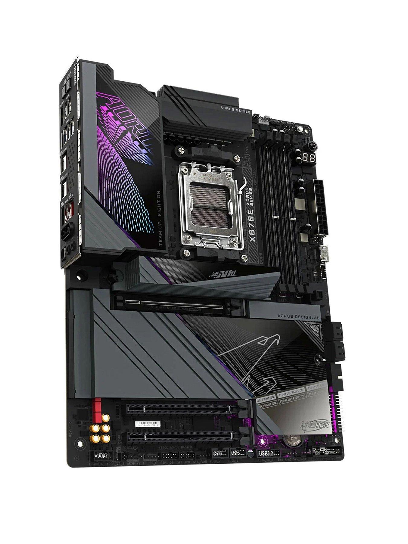 Image 3 of 4 of GIGABYTE AORUS AM5 X870E AORUS MASTER Motherboard