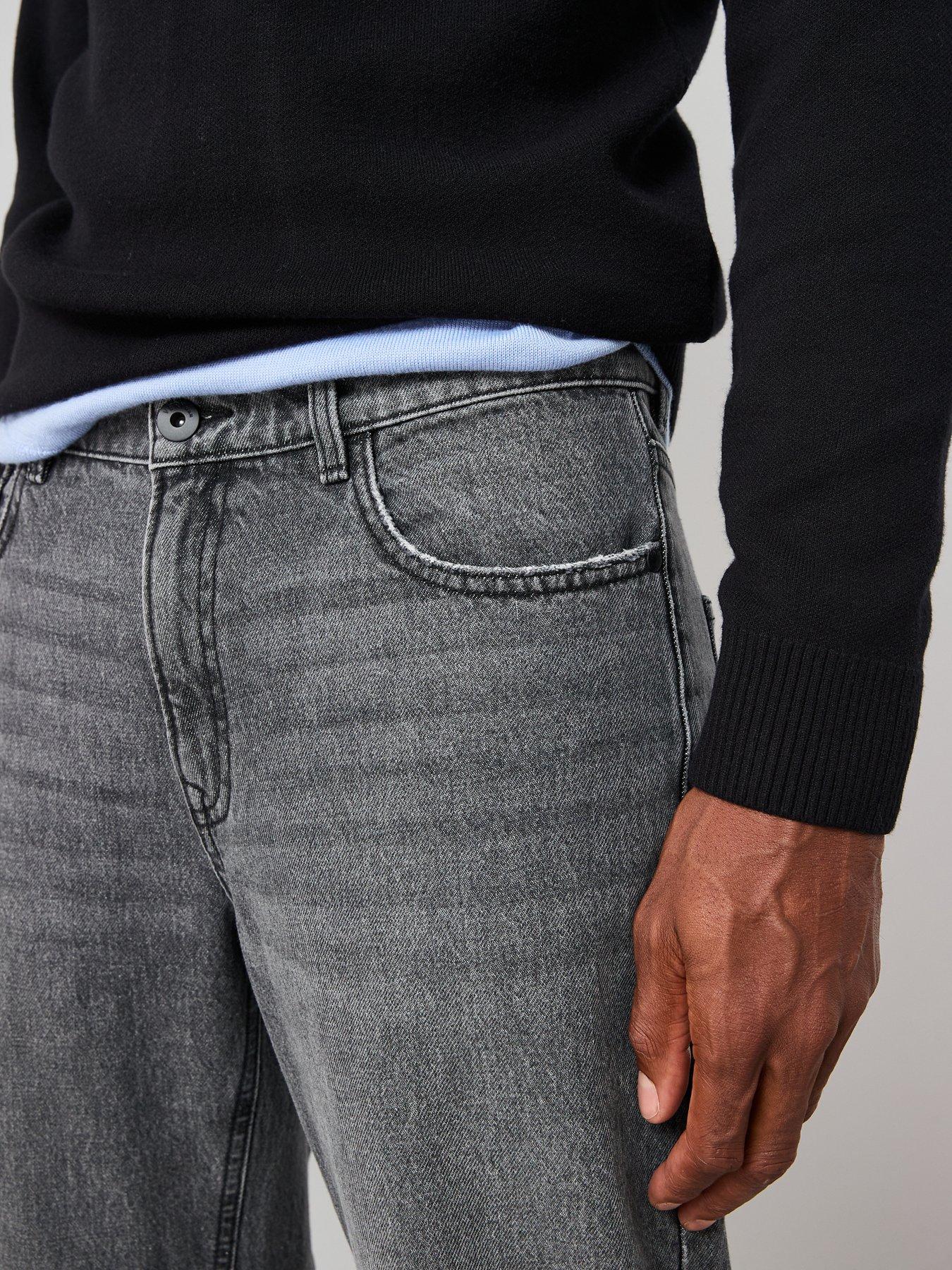 Image 4 of 7 of The Very Collection Straight Fit Jeans With Stretch - Washed Black