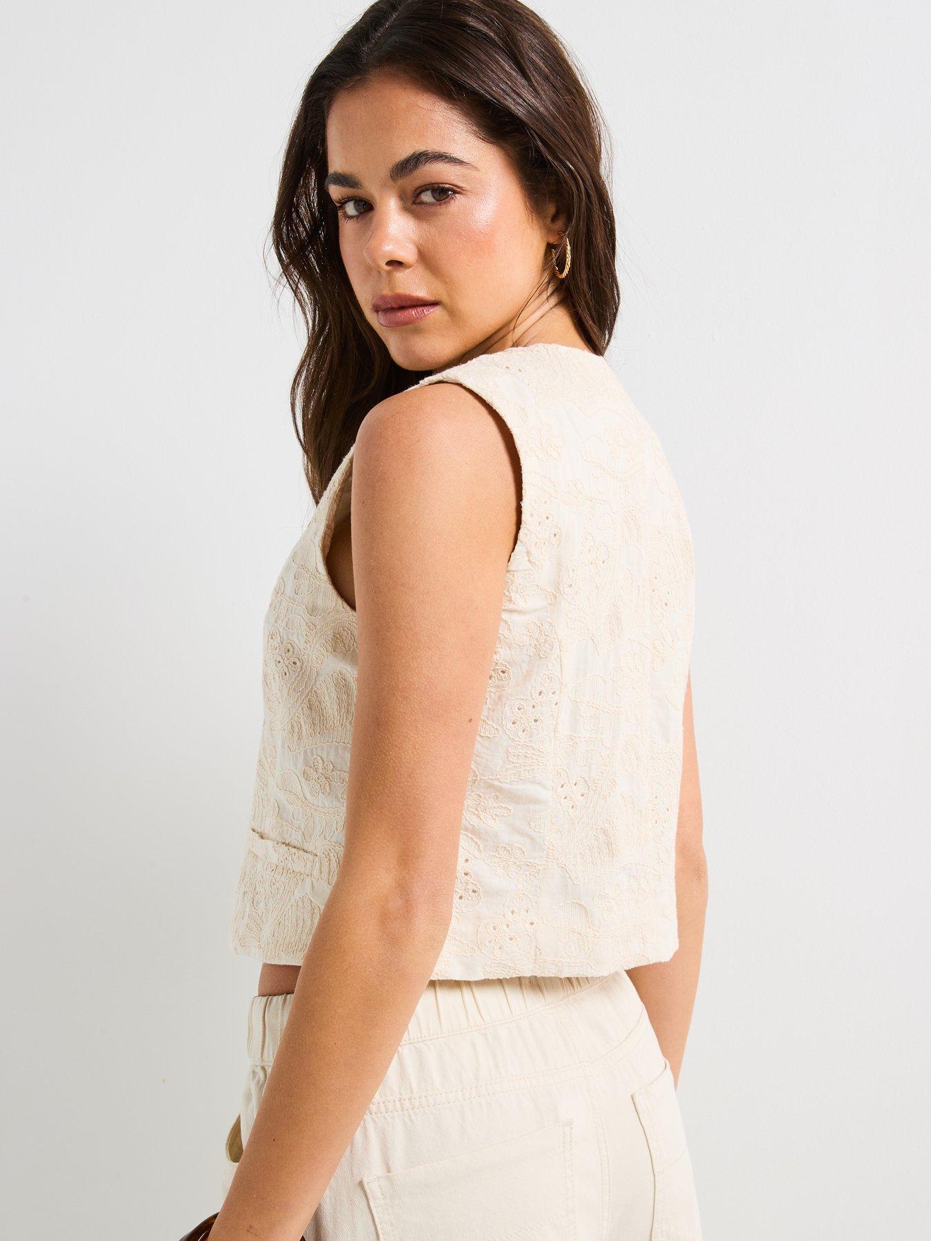Image 2 of 6 of Vero Moda Meline Sleeveless Short Waistcoat - Cream