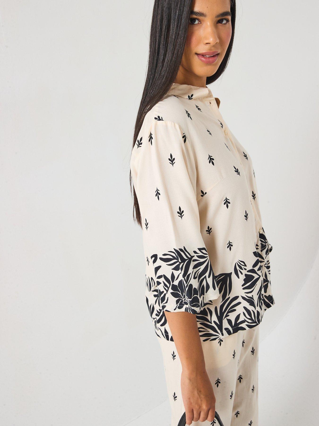 Image 4 of 6 of JDY Maggie Life Loose 3/4 Shirt - Cream