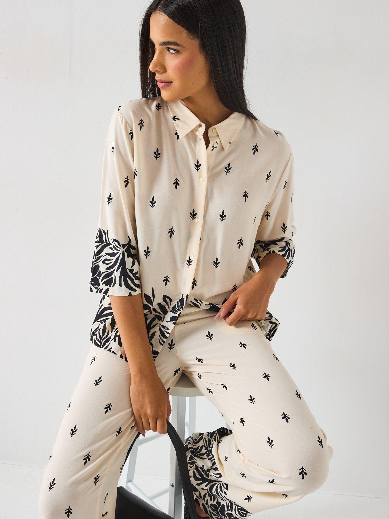 Image 5 of 6 of JDY Maggie Life Loose 3/4 Shirt - Cream