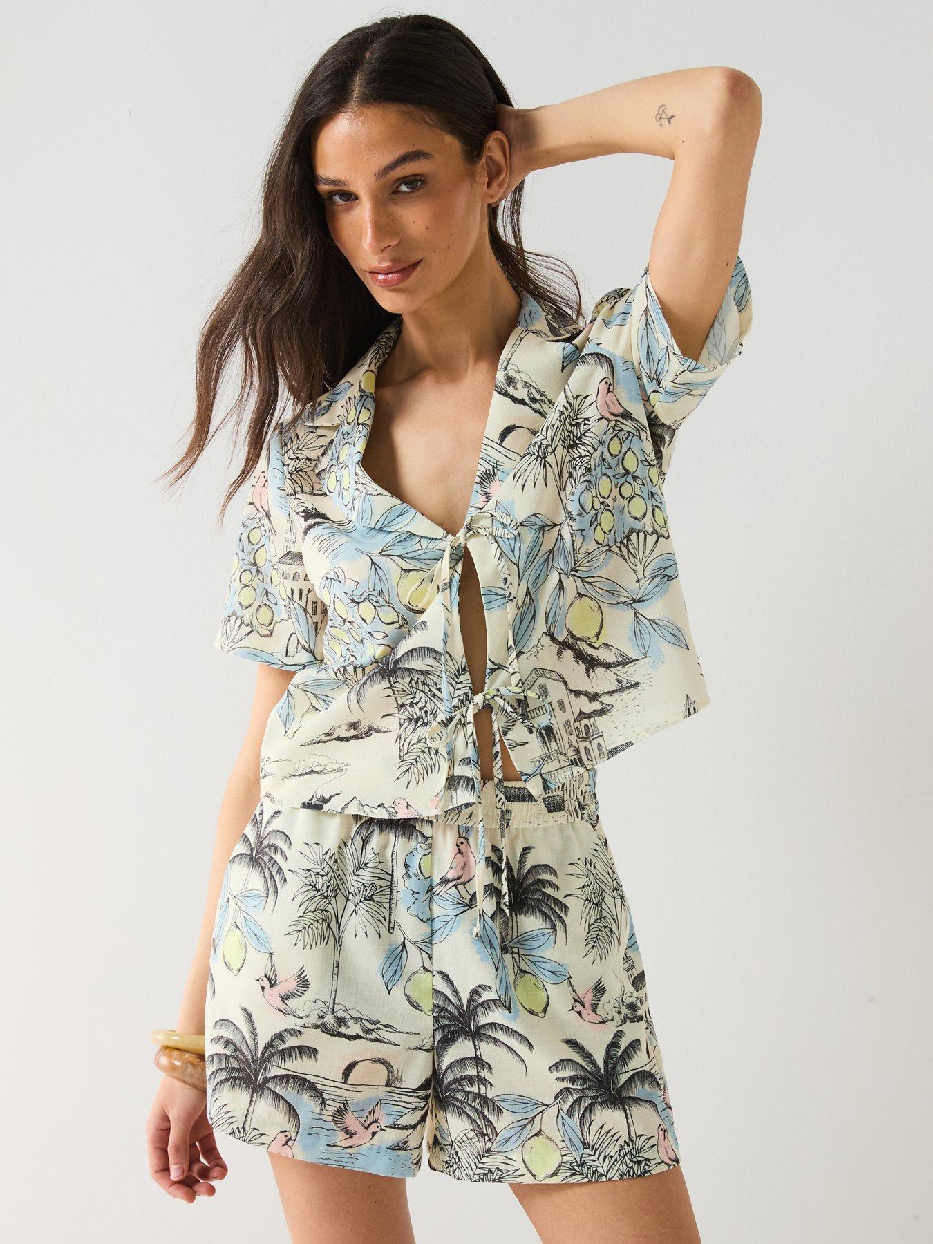 Image 5 of 6 of Vero Moda Birdie Short Sleeve Shirt - Multi